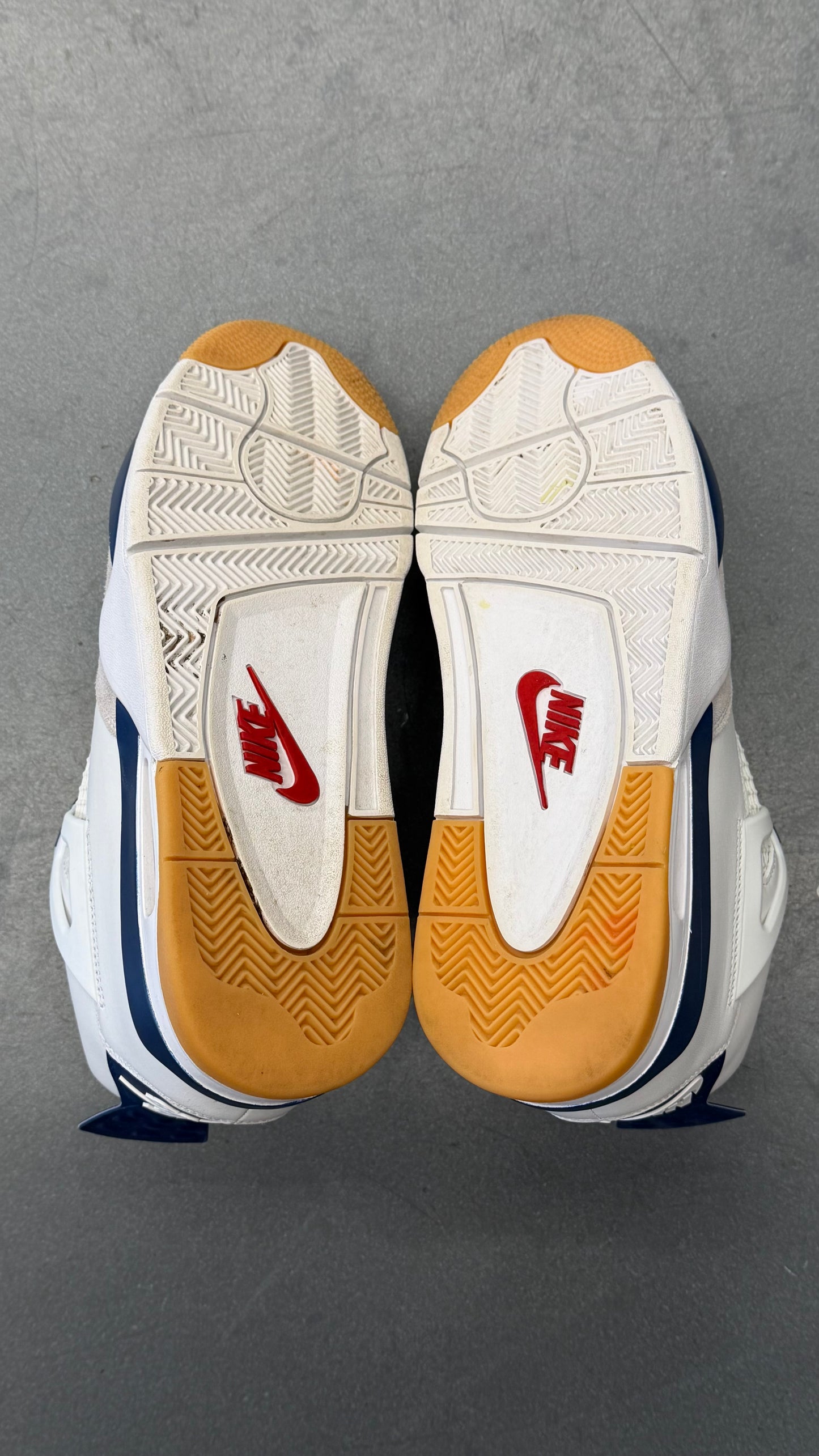 2025 JORDAN 4 RETRO SB - NAVY