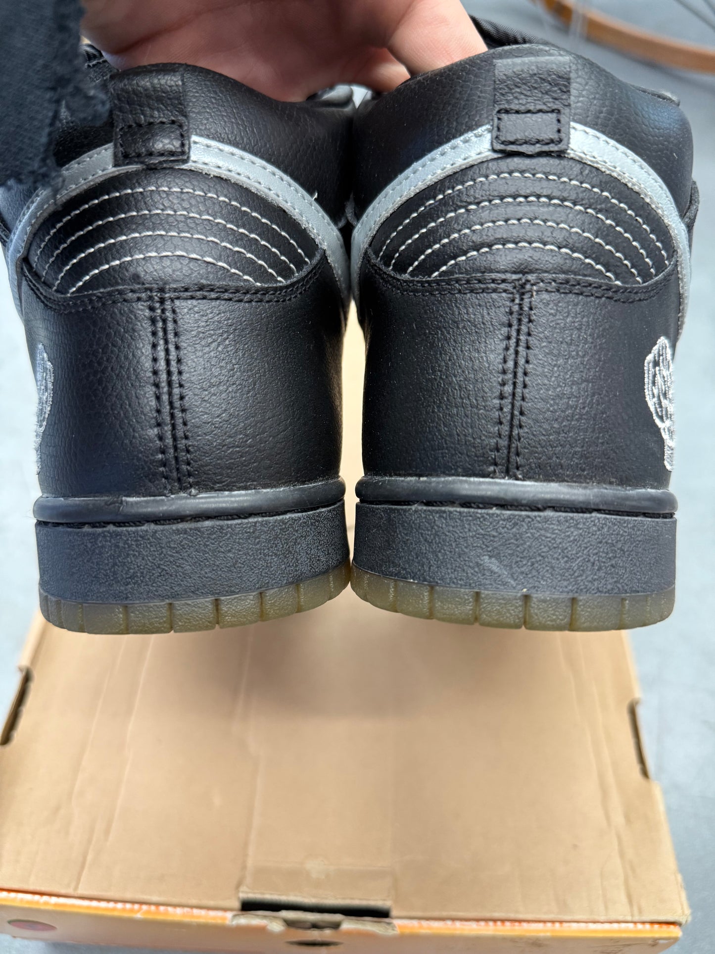 2004 SIZE 10.5 NIKE DUNK HIGH N.E.R.D. PHARRELL