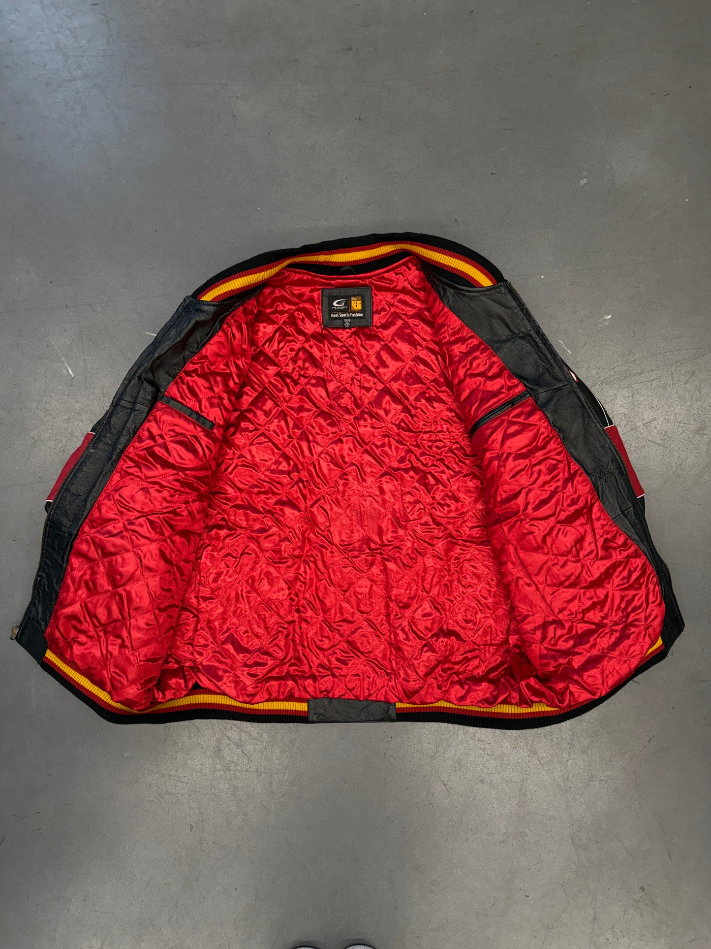 2006 MIAMI HEAT NBA CHAMPIONS LEATHER JACKET (REAL SPORTS FASHION TAG)