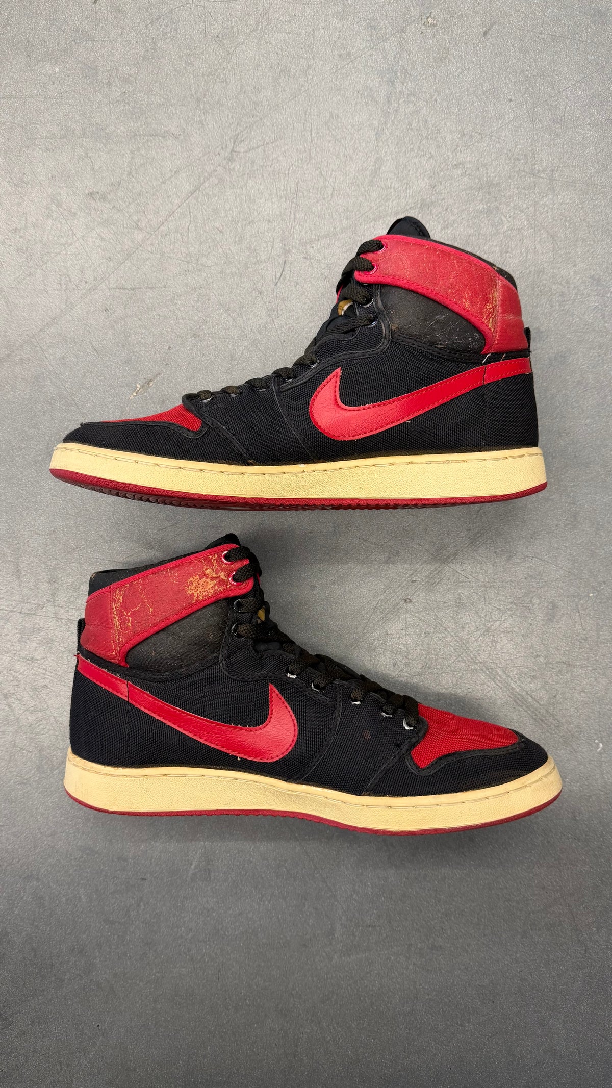 1985 AJKO JORDAN 1 HIGH - BRED (E)