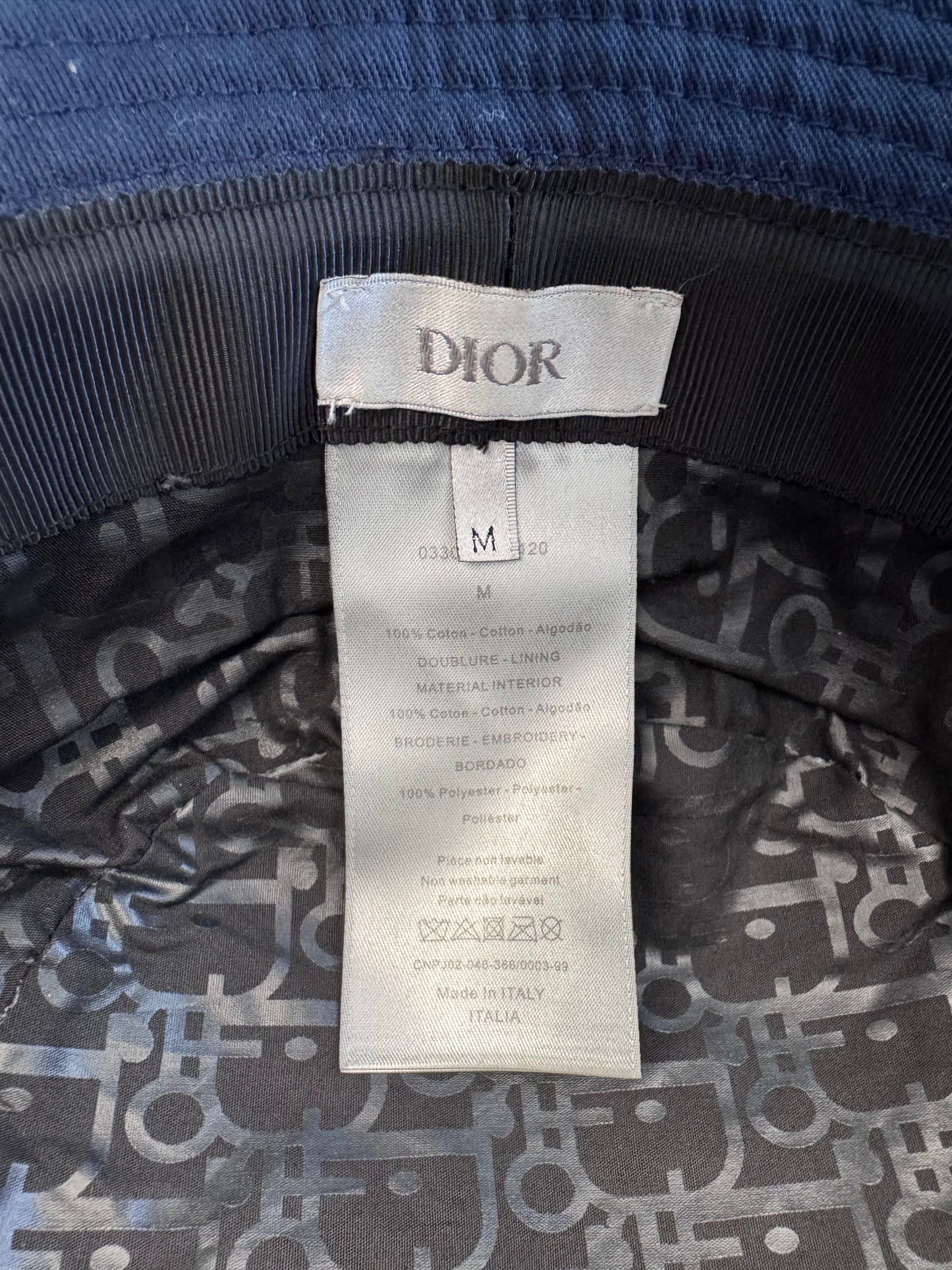 SS20 DIOR JORDAN WINGS BUCKET HAT NAVY