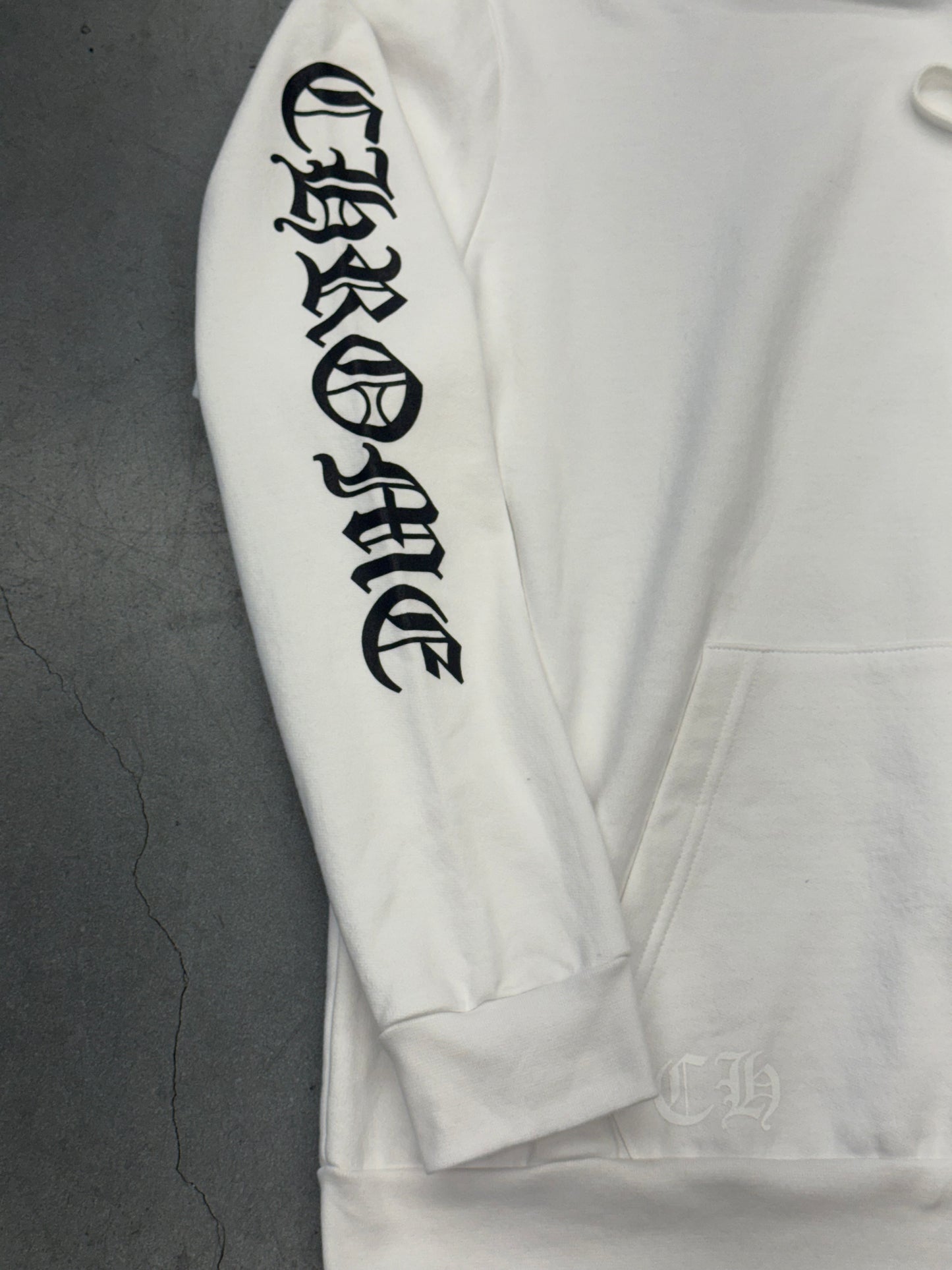 CHROME HEARTS VERTICAL LOGO HOODIE - WHITE