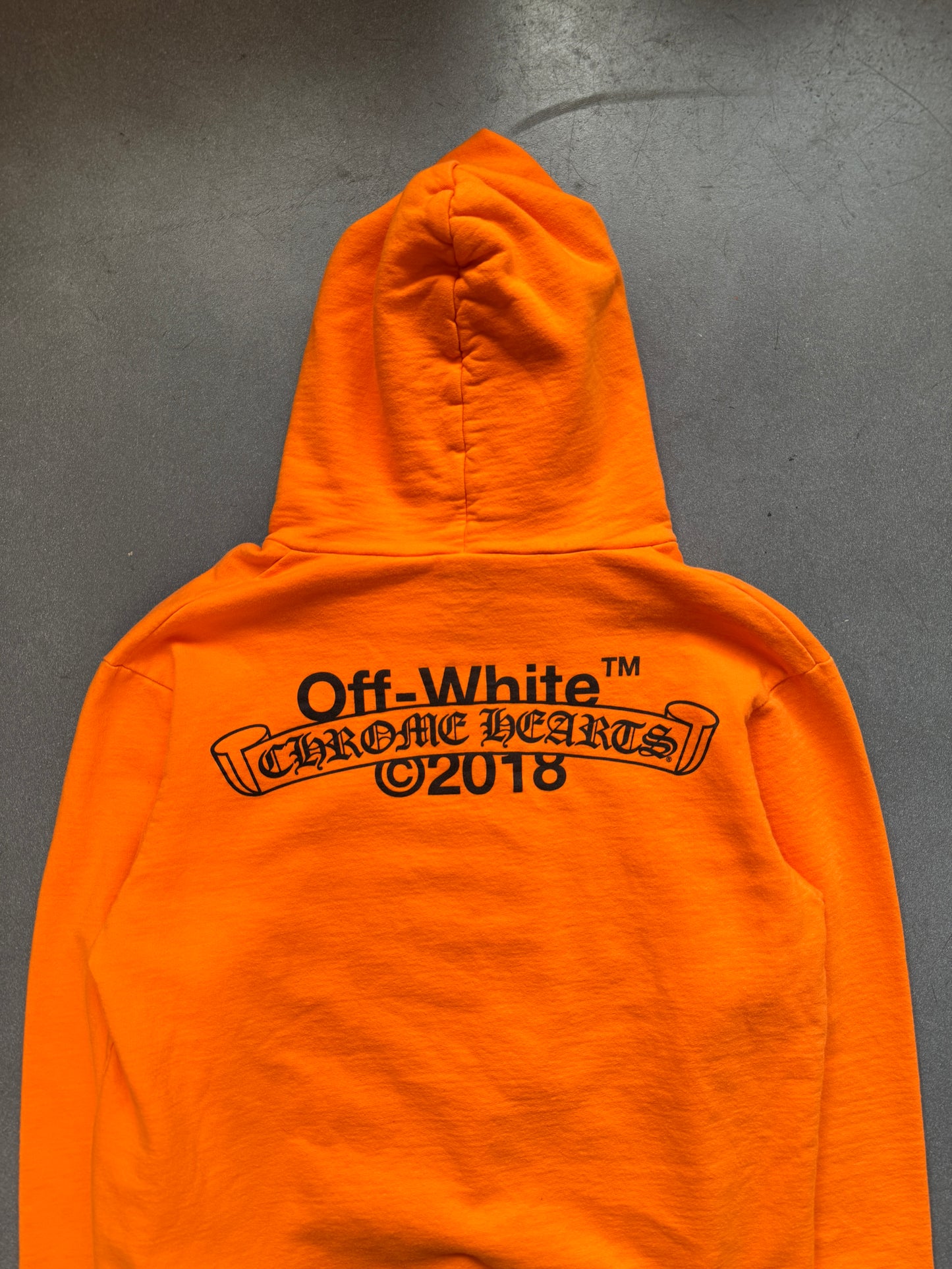 2018 CHROME HEARTS OFF-WHITE PULLOVER HOODIE - ORANGE (L)