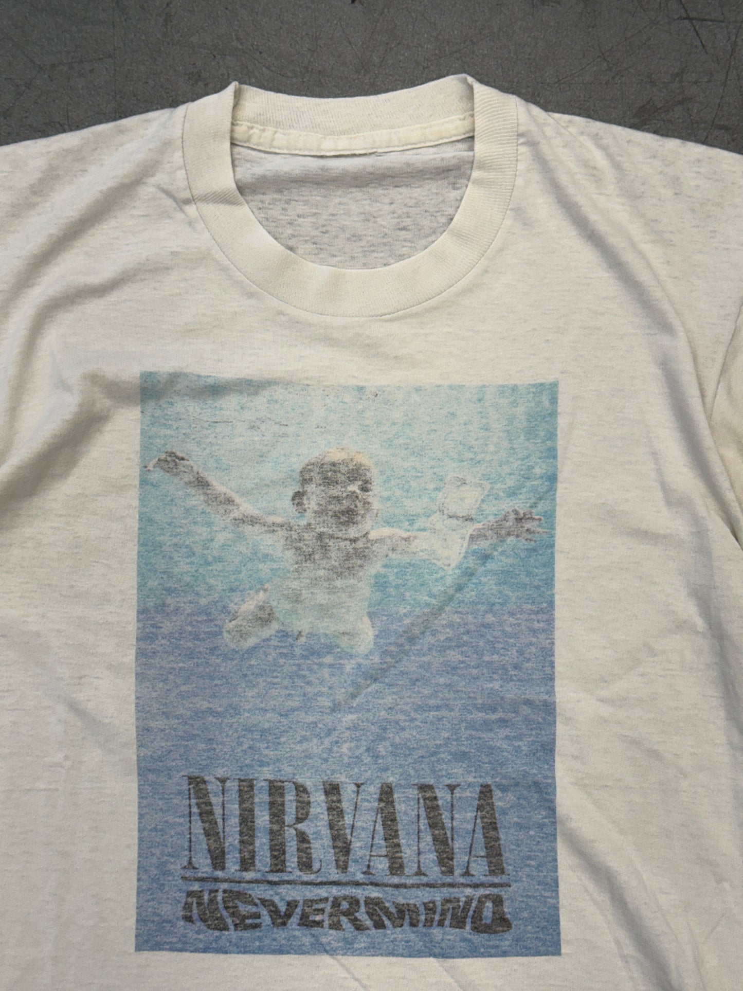 90S NIRVANA NEVERMIND PARKING LOT BOOTLEG TEE (PULLED TAG)