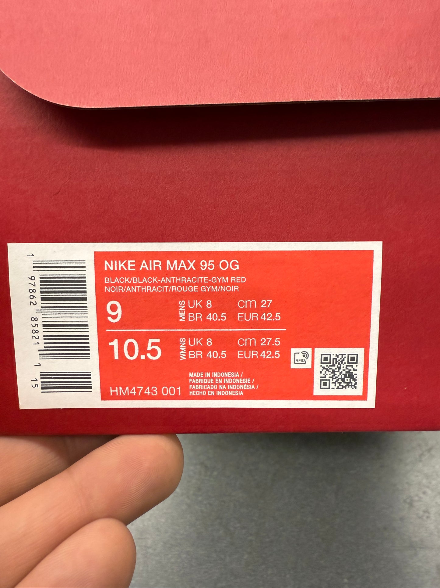 2025 SIZE 9 NIKE AIR MAX 95 OG LEVI'S - BLACK