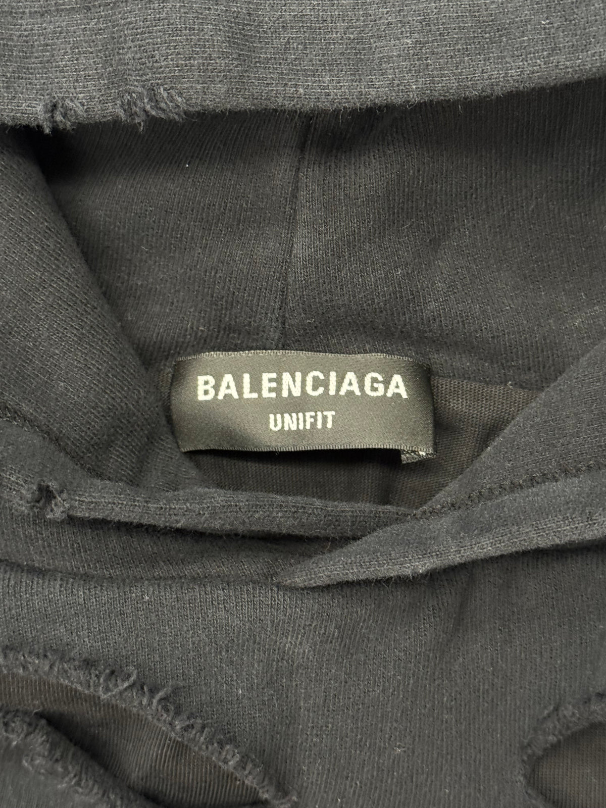 FW22 BALENCIAGA CAPS DESTROYED OVERSIZE FIT HOODIE