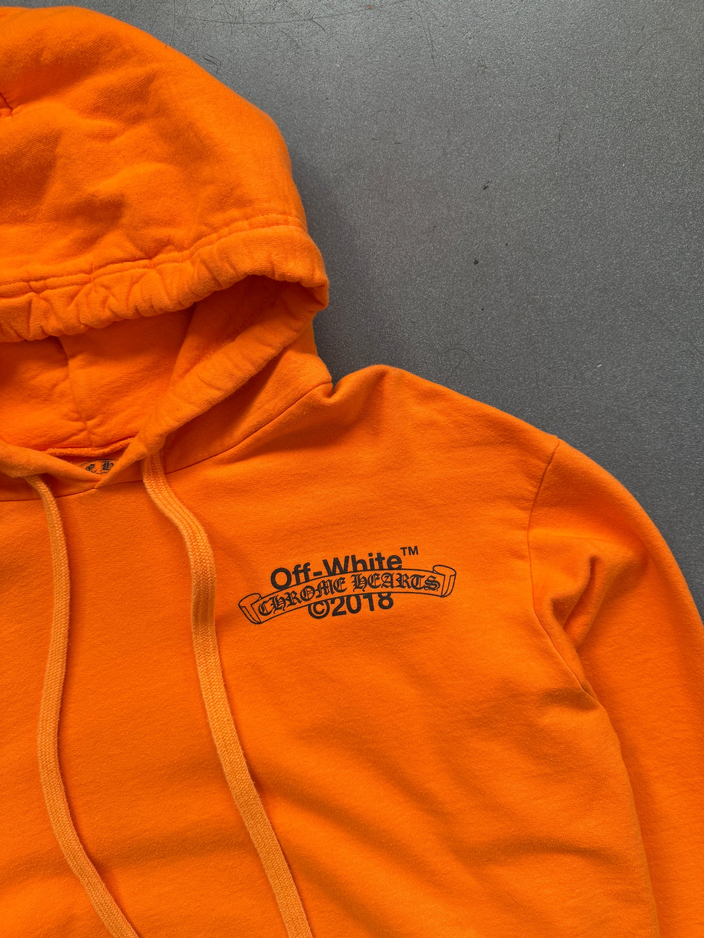2018 CHROME HEARTS OFF-WHITE PULLOVER HOODIE - ORANGE (L)