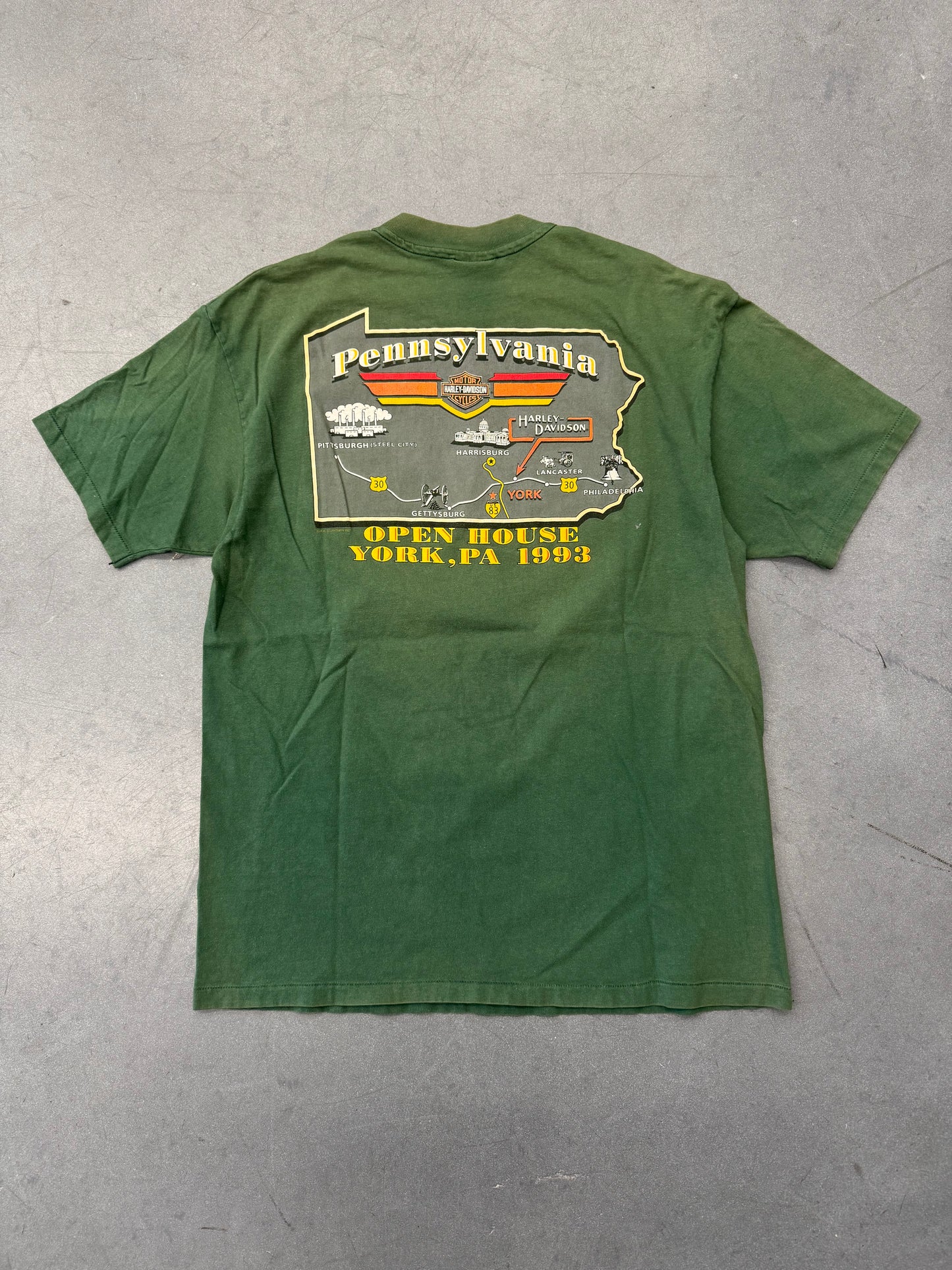 1993 HARLEY- DAVIDSON 90 YEARS AS A "TEAM" YORK, PENNSYLVANNIA TEE (HANES BEEFY TAG)