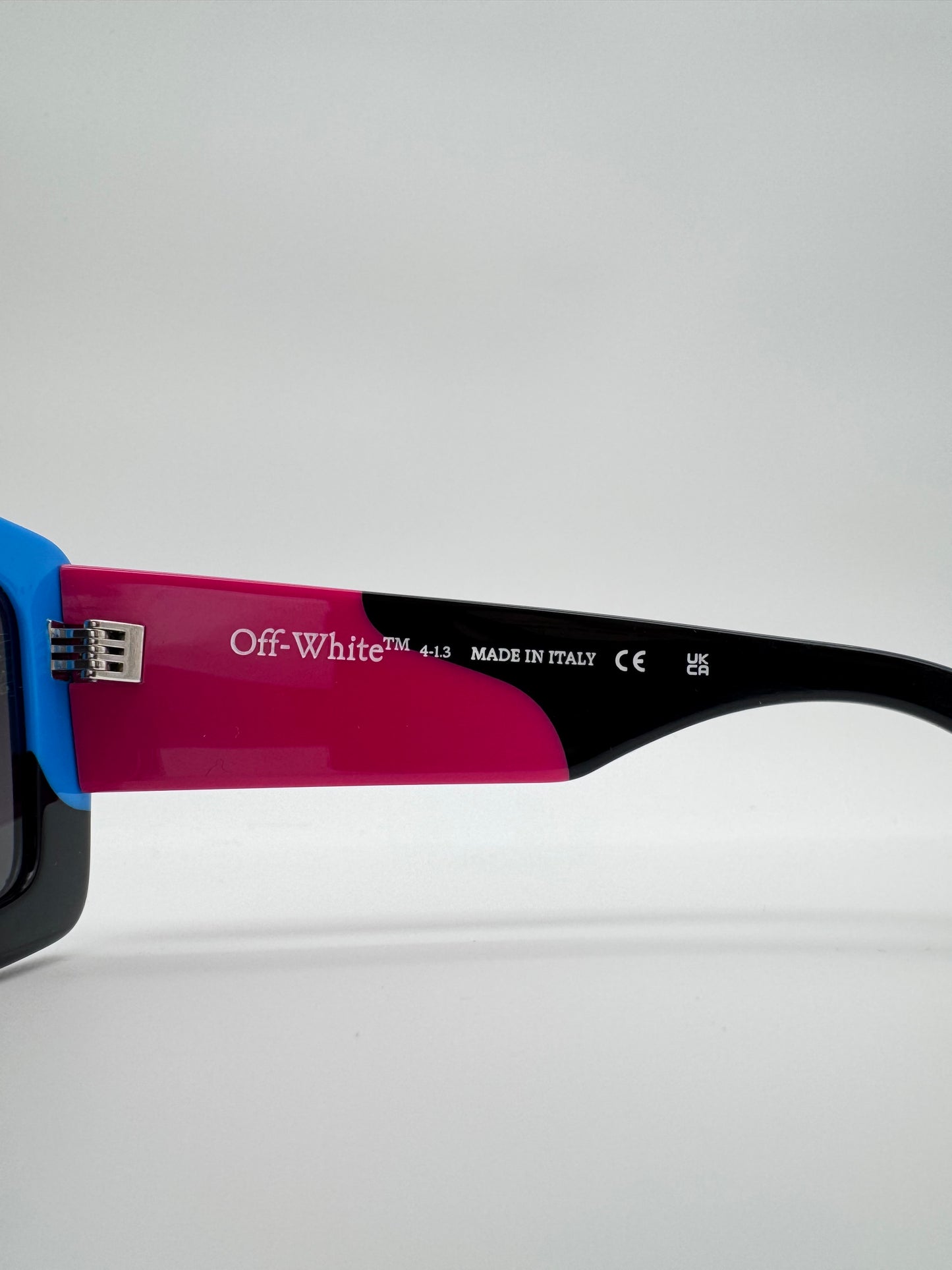 OFF-WHITE SEATTLE SQUARE LENSE SUNGLASSES (NO CASE)