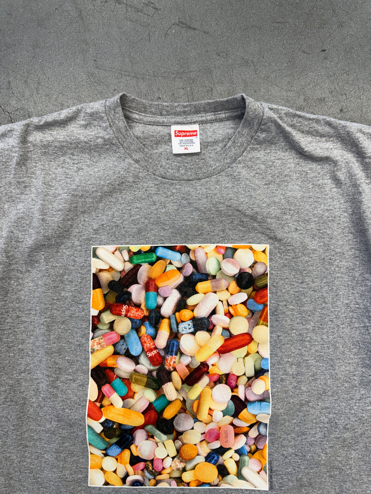 FW20 SUPREME PILLS TEE - HEATHER GREY