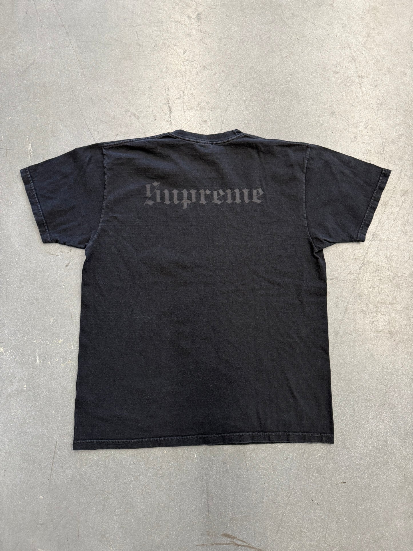 FW16 SUPREME SLAYER EAGLE TEE - BLACK (XL)