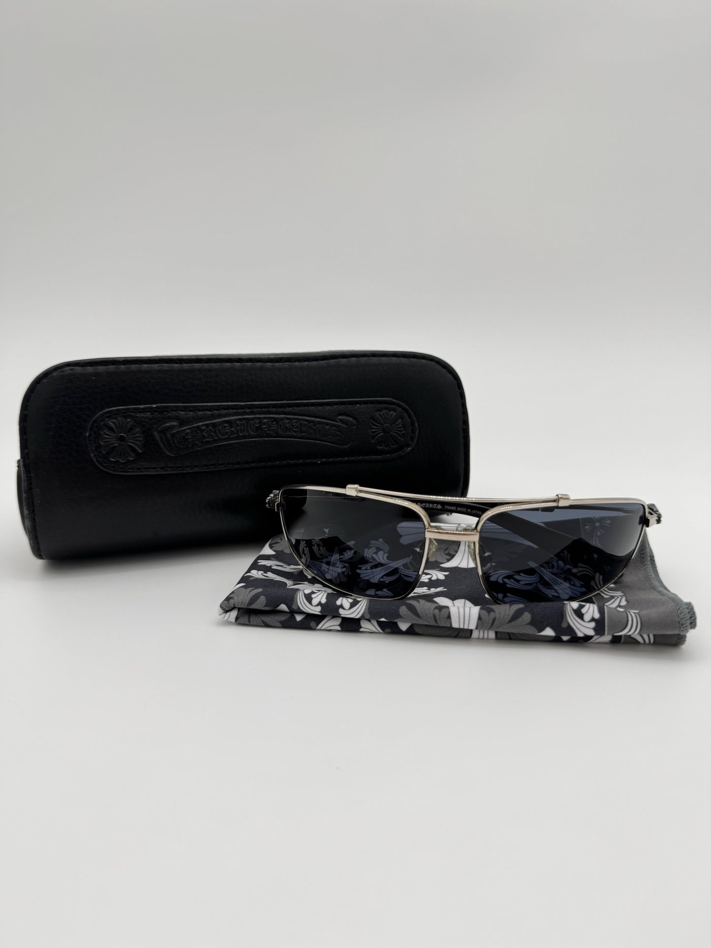 CHROME HEARTS 'BONED' SUNGLASSES - BLACK (PRE-OWNED WITH CASE)