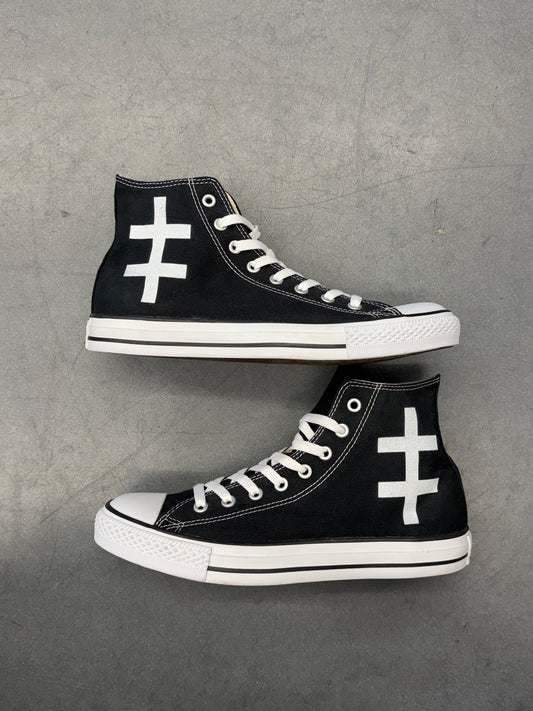 2014 MARILYN MANSON THE END TIMES TOUR FRIENDS AND FAMILY CONVERSE 1 OF 10 (WITHOUT BOX)