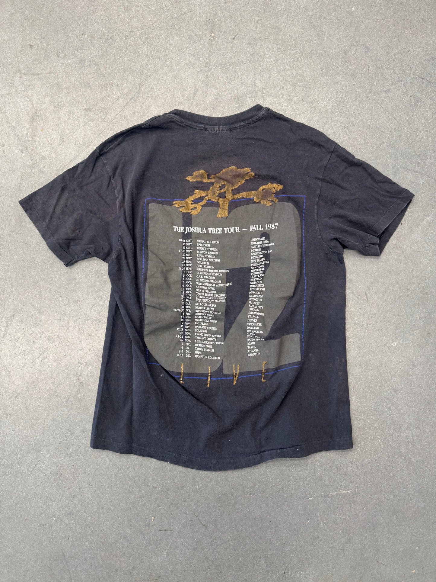 1987 U2 THE JOSHUA TREE FALL TOUR ON STAGE TOUR TEE (HANES TAG)