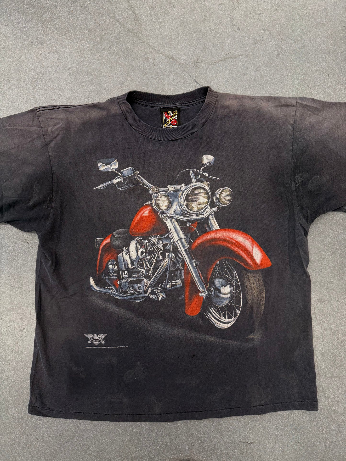 1994 AMERICAN BIKER AL EVERS CUSTOMS CYCLES OKINAWA, JAPAN 3D EMBLEM TEE (3D EMBLEM TAG)