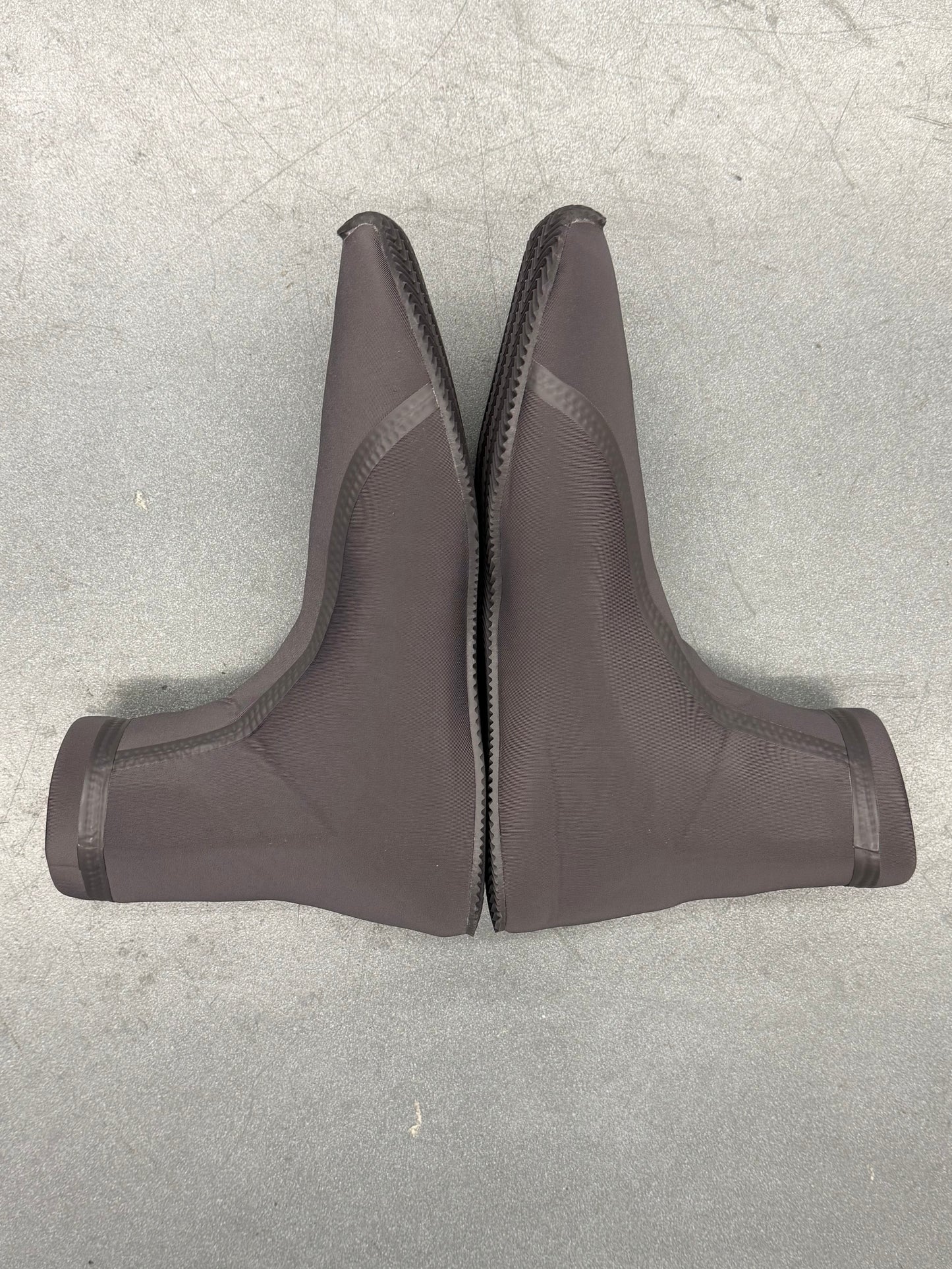 SAMPLE KANYE WEST YEEZY SCUBA SHOES - GREY