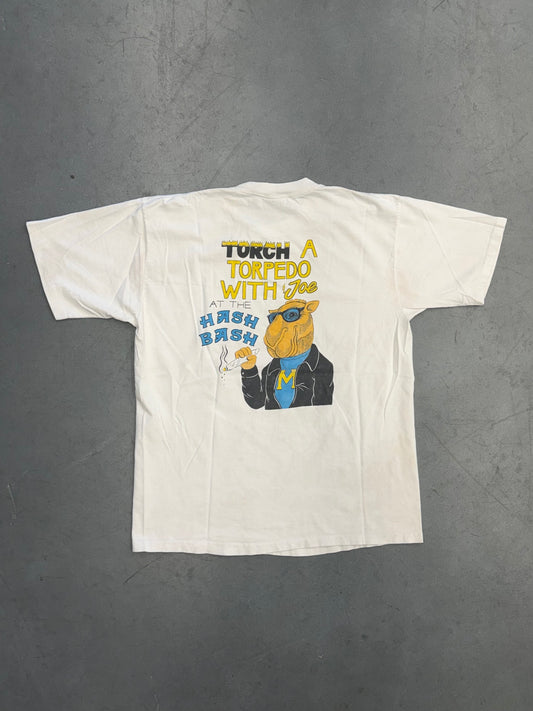 1994 HASH BASH "TORCH A TORPEDO WITH JOE" CAMEL BOOTLEG TEE (ALL SPORT TAG)