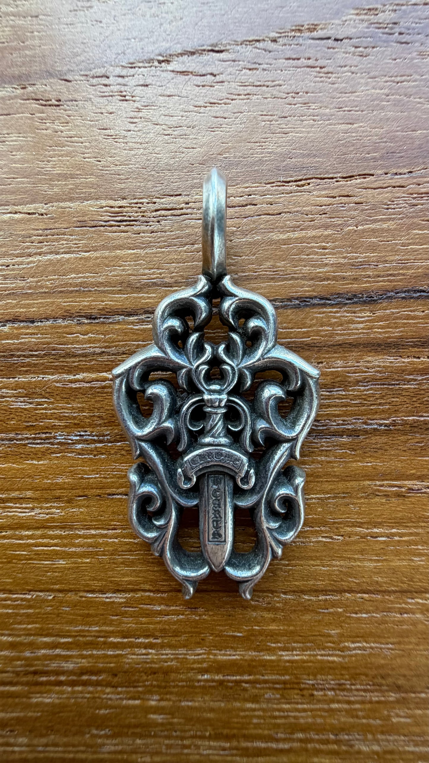 CHROME HEARTS VINE DAGGER SILVER PENDANT
