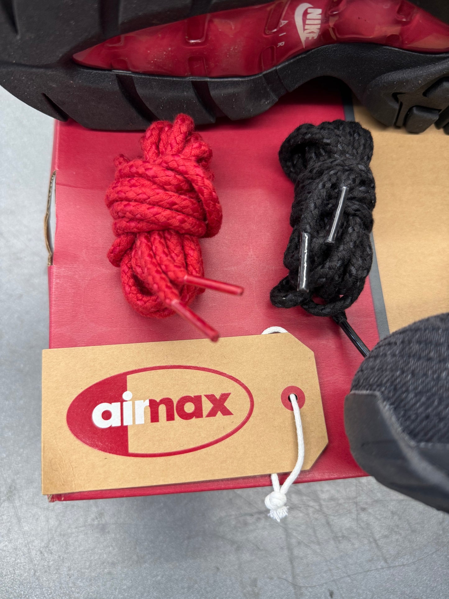 2025 SIZE 8 NIKE AIR MAX 95 OG LEVI'S BLACK