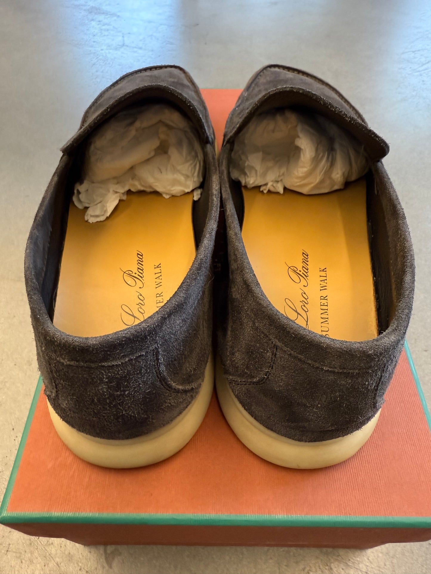 SIZE 43 LORO PIANA SUMMER WALK SUEDE - CAVIAR (PRE-OWNED WITH BOX)