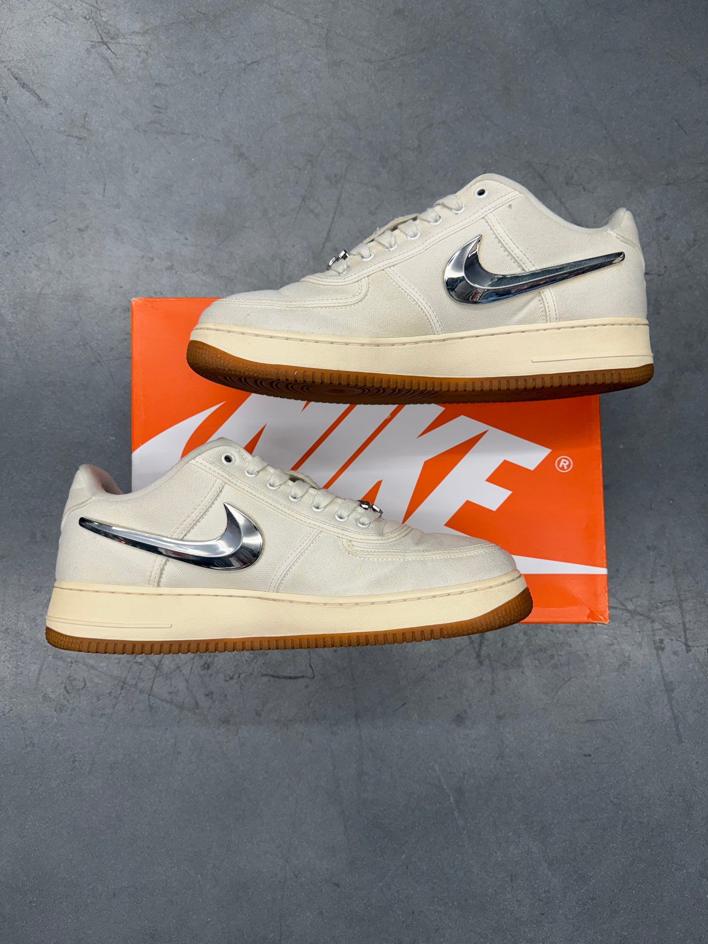 SIZE 13 2018 NIKE AIR FORCE 1 TRAVIS SCOTT SAIL