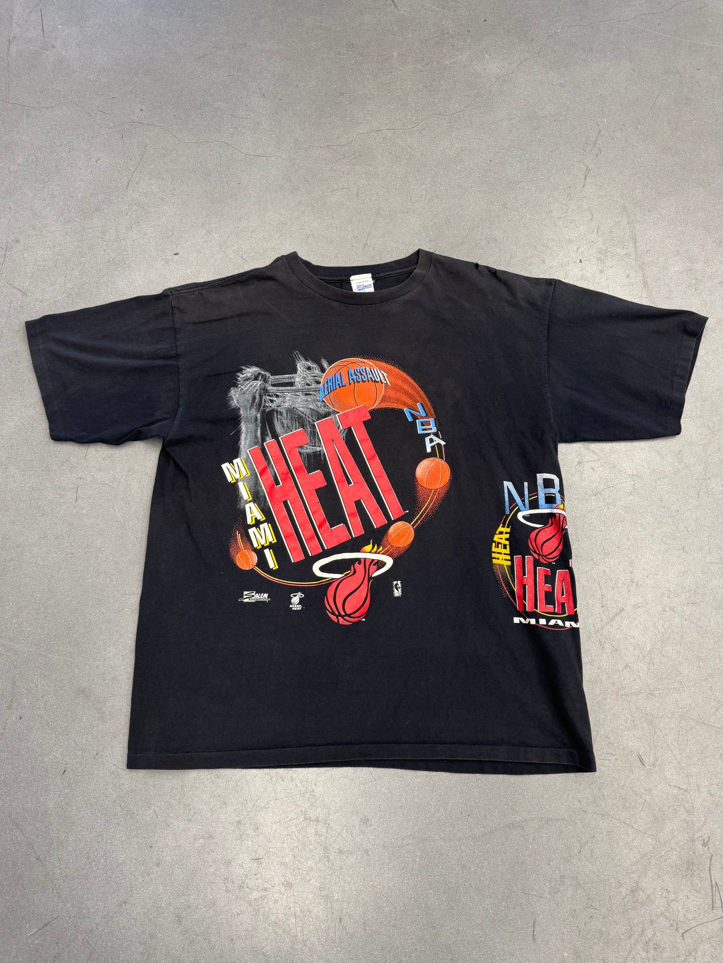 90S SALEM SPORTSWEAR MIAMI HEAT WRAP-AROUND "AERIAL ASSAULT" TEE