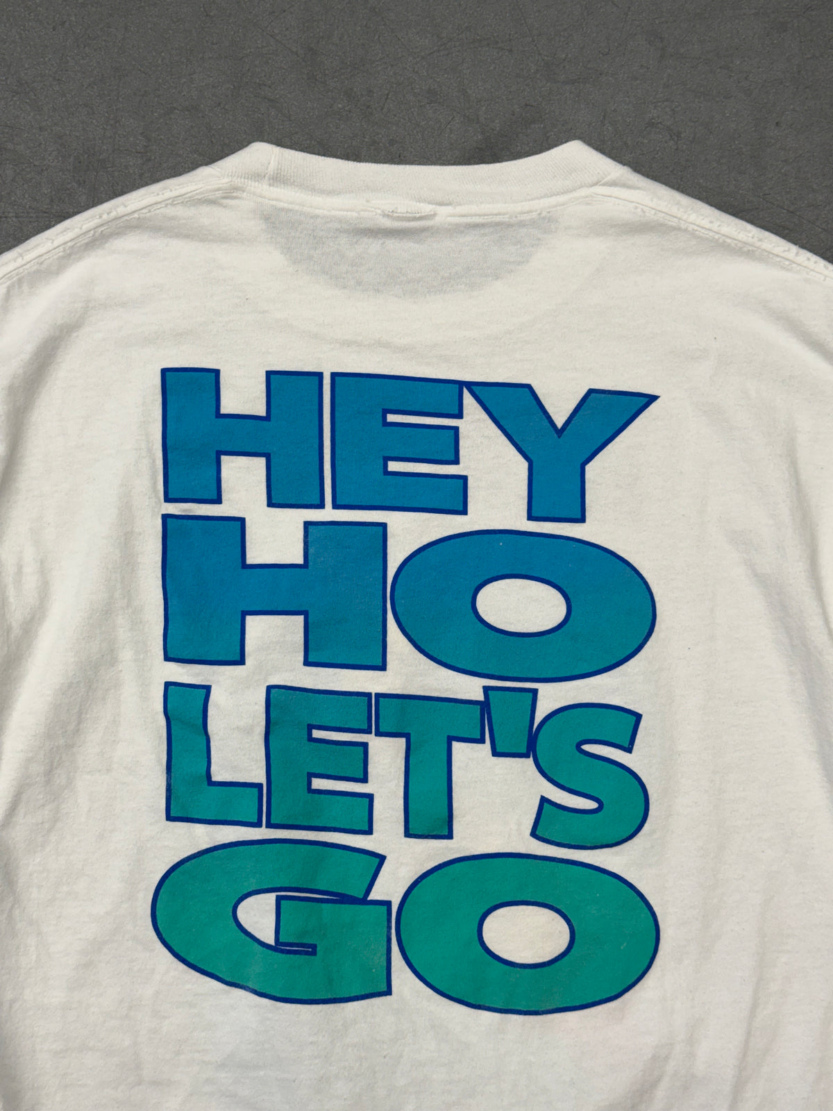 90'S RAMONES HEY HO LETS GO TEE (PULLED TAG)