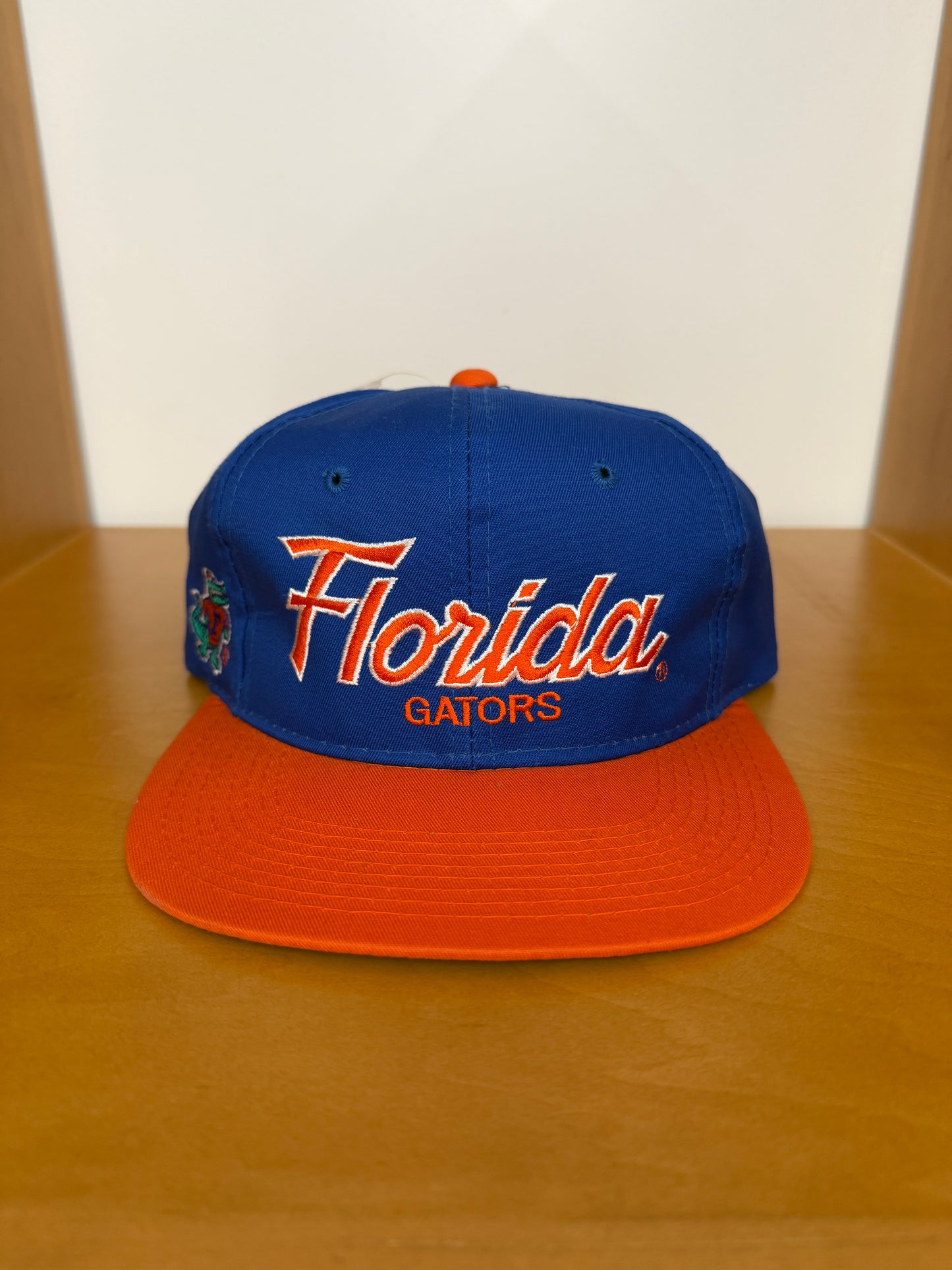 90'S FLORIDA GATORS SCRIPT SPORTS SPECIALTIES SNAPBACK HAT