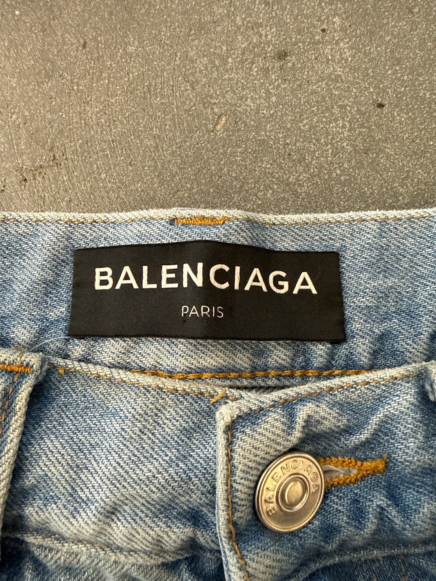 SS18 BALENCIAGA CONVERTIBLE DENIM PANTS
