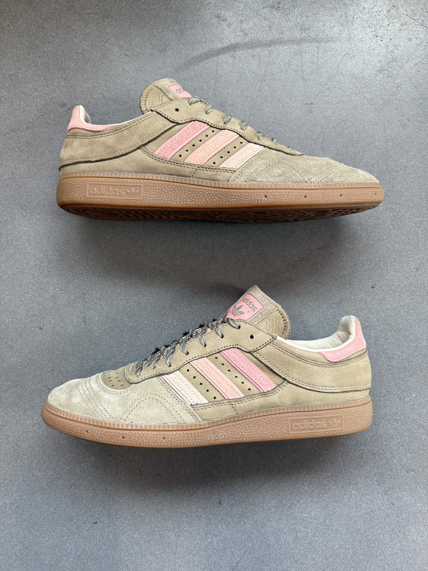 2024 SIZE 11 ADIDAS HANDBALL TOP KITH CLASSIC GUM PINK (PRE-OWNED NO BOX)