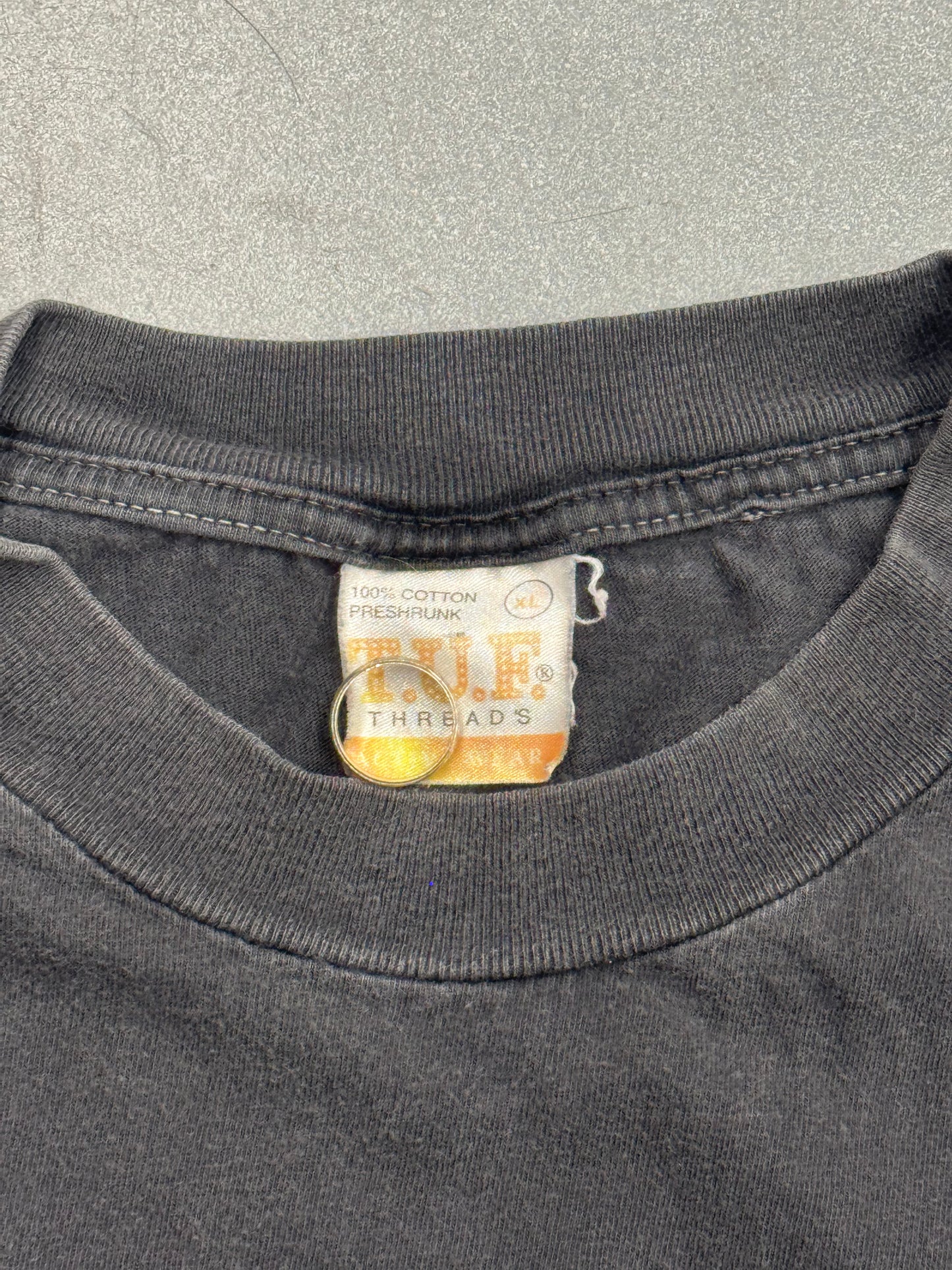 90S UNLEASHED CUT-OFF BAND TEE (TUF TAG)