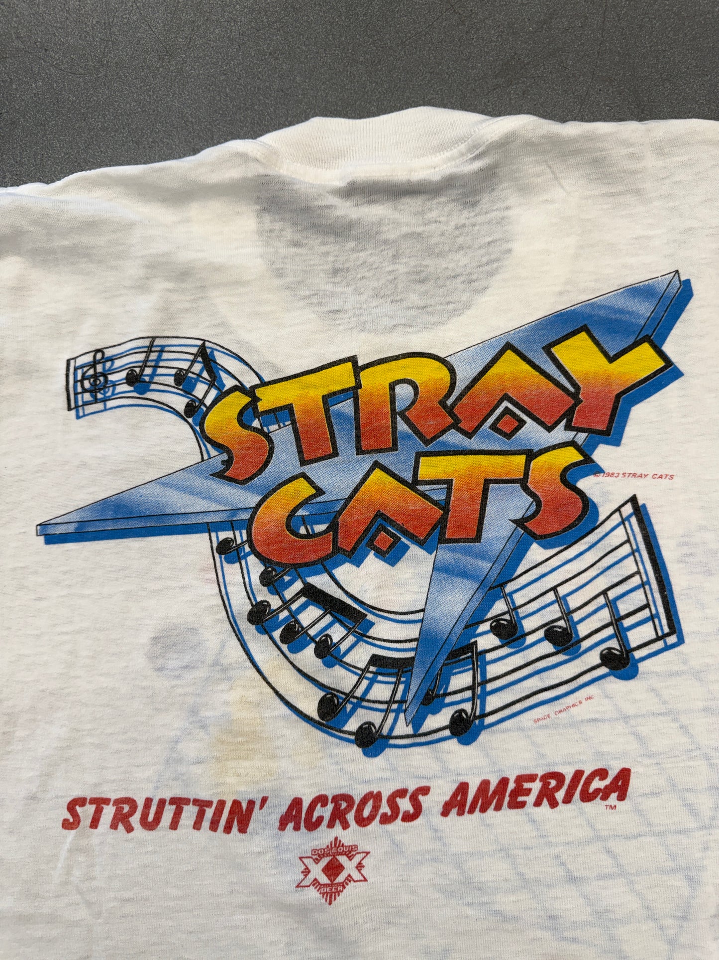 1983 STRAY CATS PIN-UP STRUTTIN ACROSS AMERICA TEE (DEVKIT TAG)