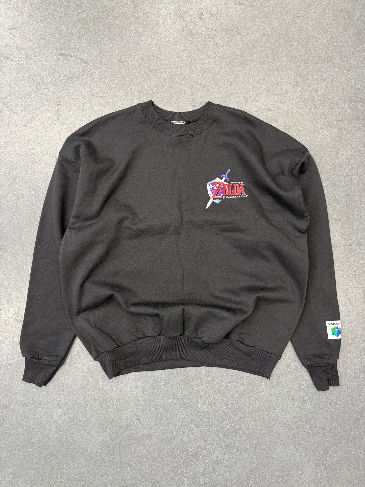 1998 NINTENDO 64 THE LEGEND OF ZELDA OCARINA OF TIME VIDEO GAME CREWNECK SWEATER (NWT)