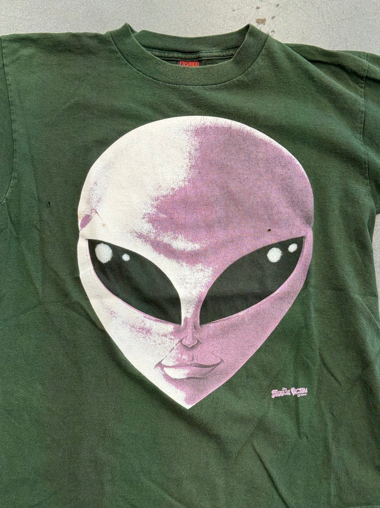 1995 BIG FACE ALIEN TEE (FASHION VICTIM TAG)