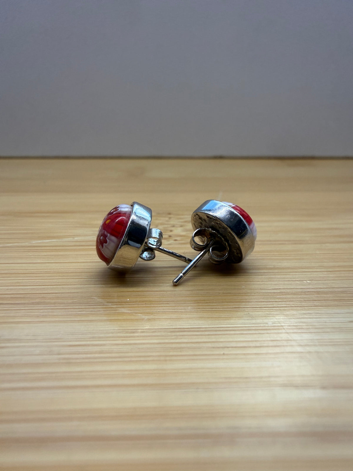 ALAN K. MILLEFIORI MURANO GLASS STUD EARRINGS - RED