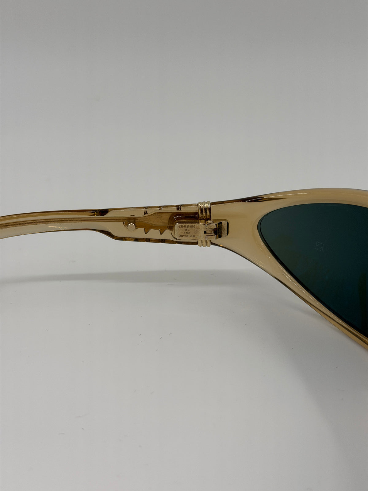 CHROME HEARTS SPREADER SUNGLASSES - TRANSLUCENT GOLD