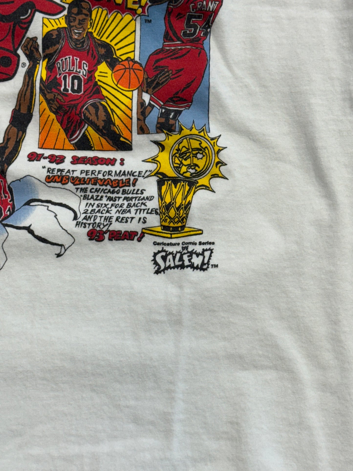 1993 3-TIME NBA WORLDS CHAMPS CHICAGO BULLS CARICATURE COMIC SERIES TEE (SALEM SPORTSWEAR TAG)