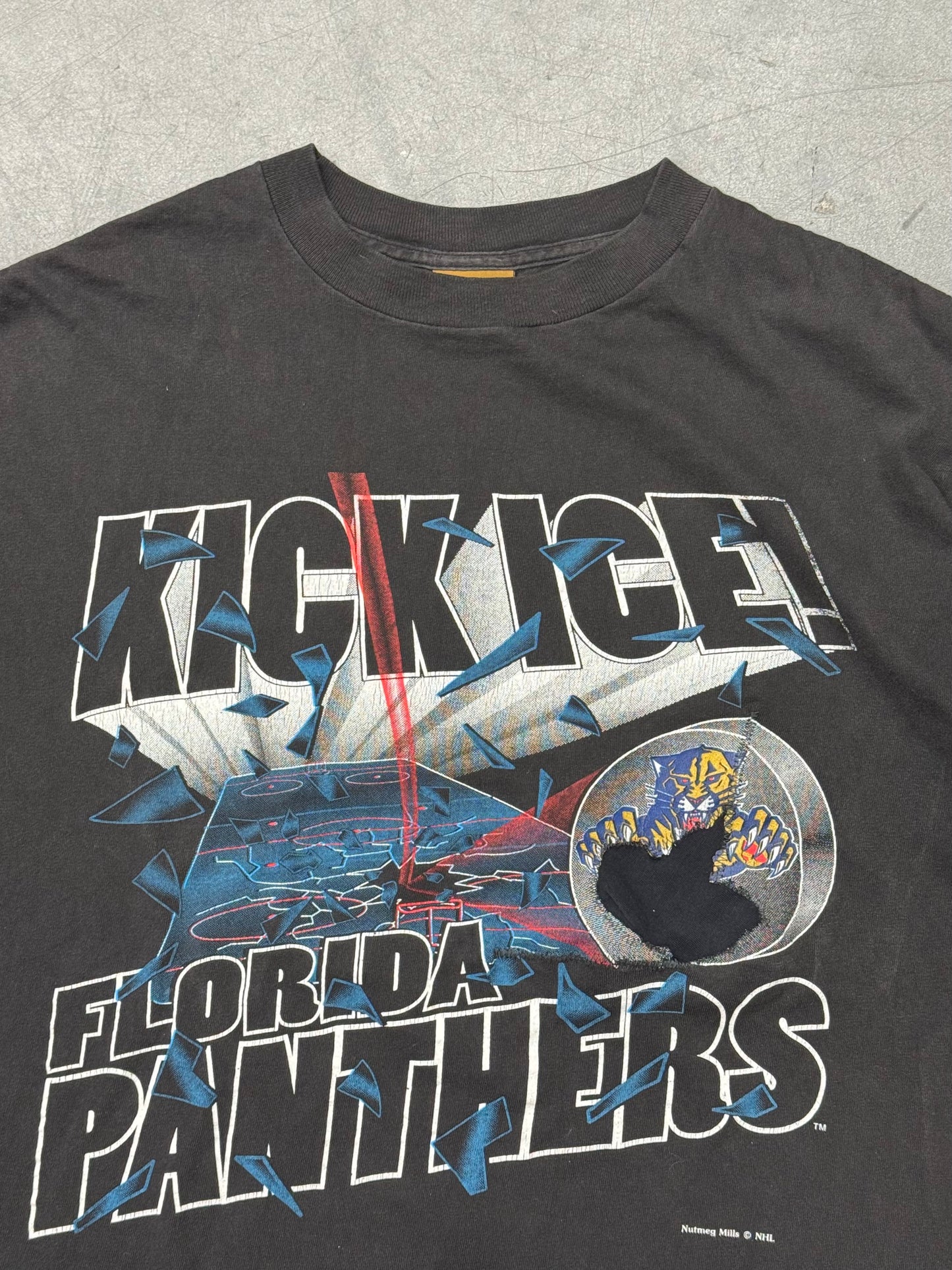 90S NUTMEG MILLS FLORIDA PANTHERS "KICK ICE!" DISTRESSED TEE