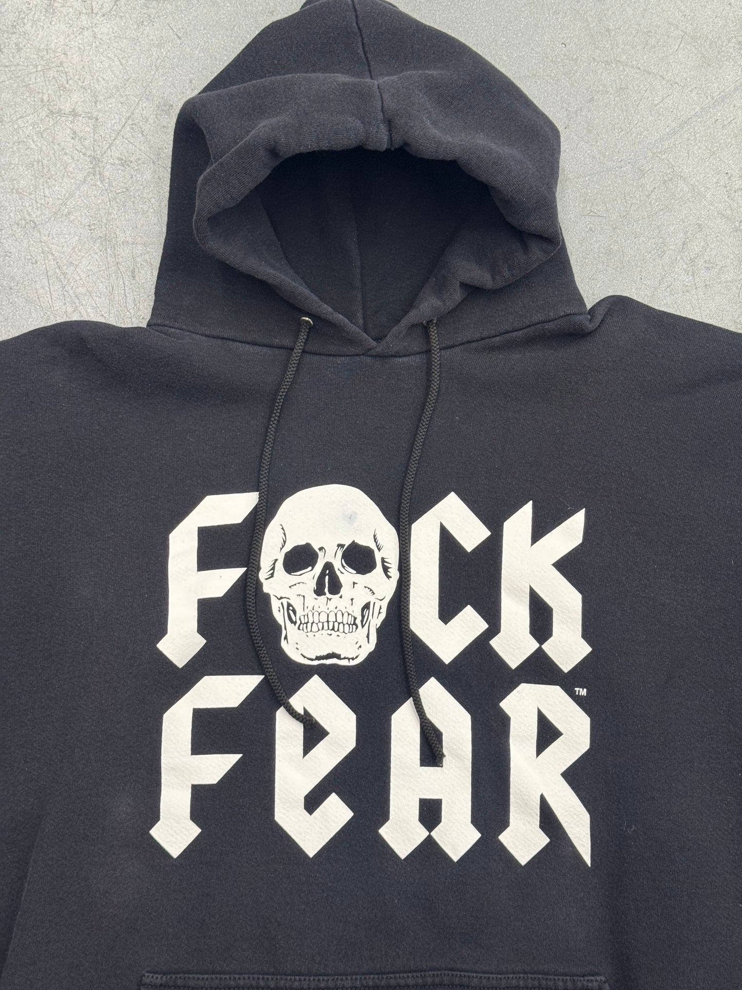 2005 WWE STONE COLD STEVE AUSTIN "FUCK FEAR" PULLOVER HOODIE (AAA TAG)