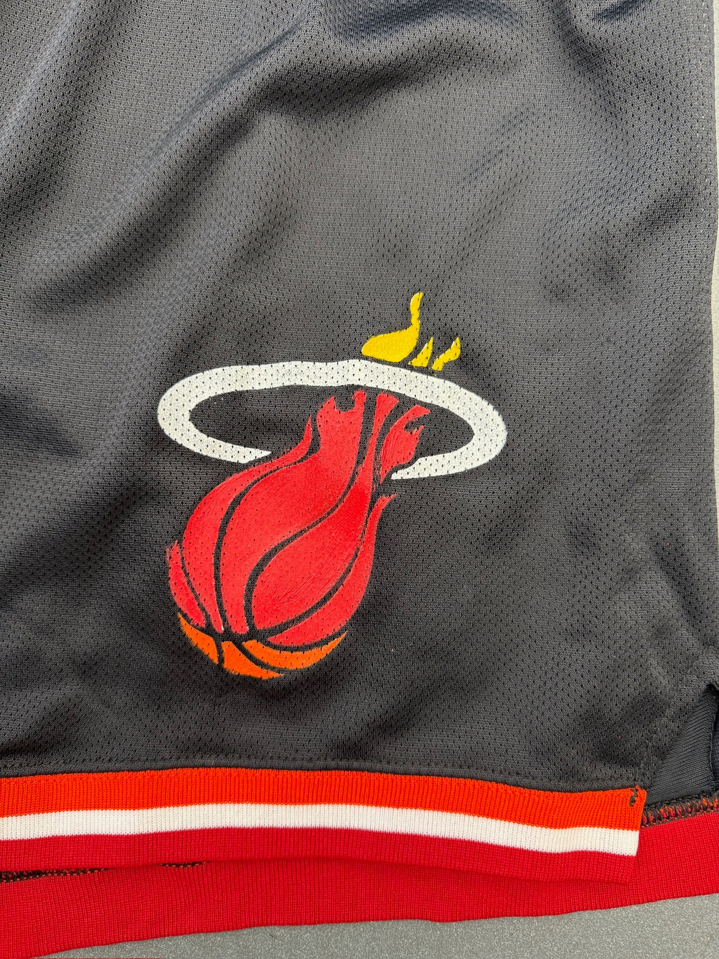 90S NBA MIAMI HEAT CHAMPION BASKETBALL SHORTS