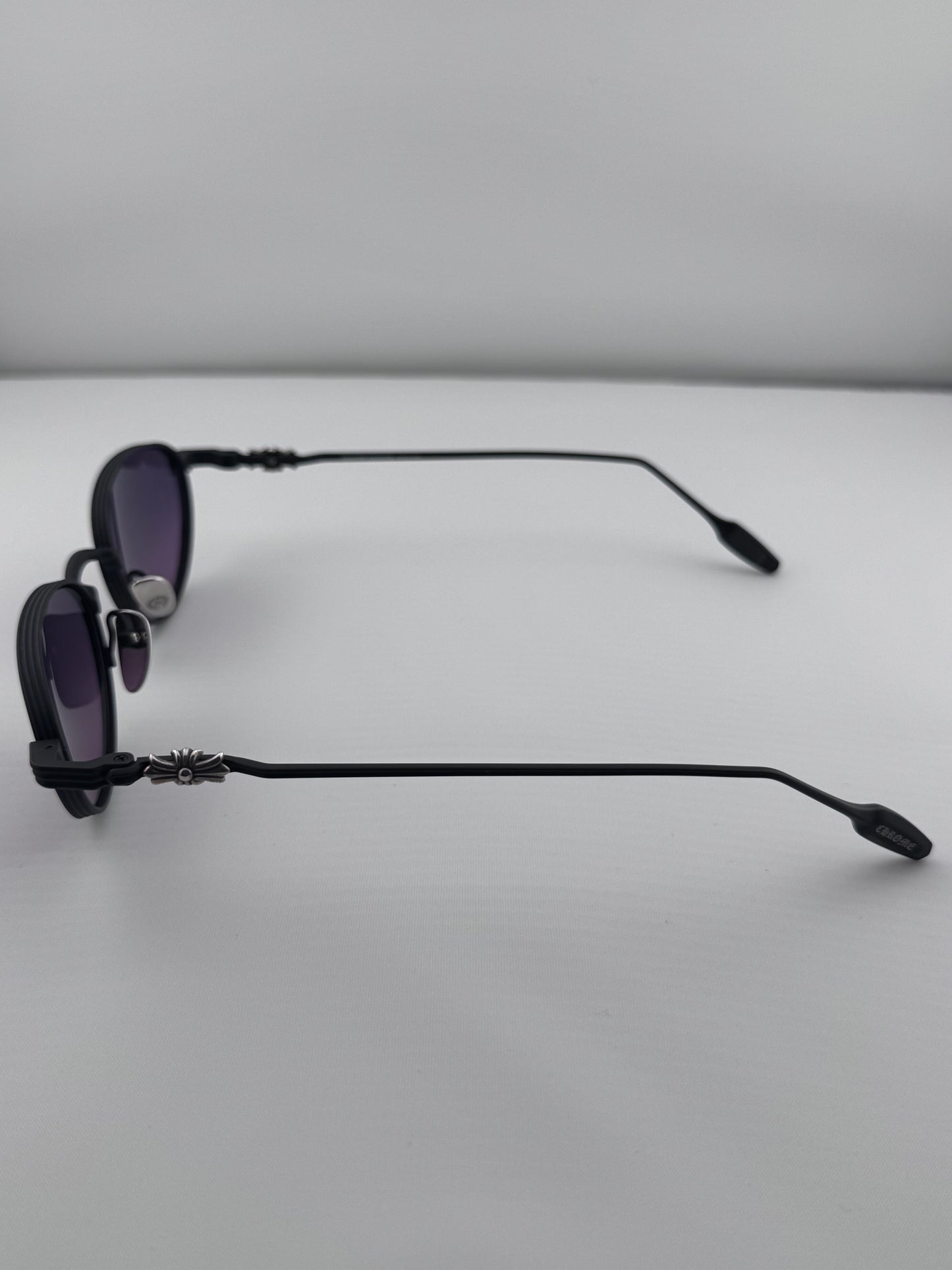 CHROME HEARTS CLITORIAL ROUND SUNGLASSES (WITH CASE)