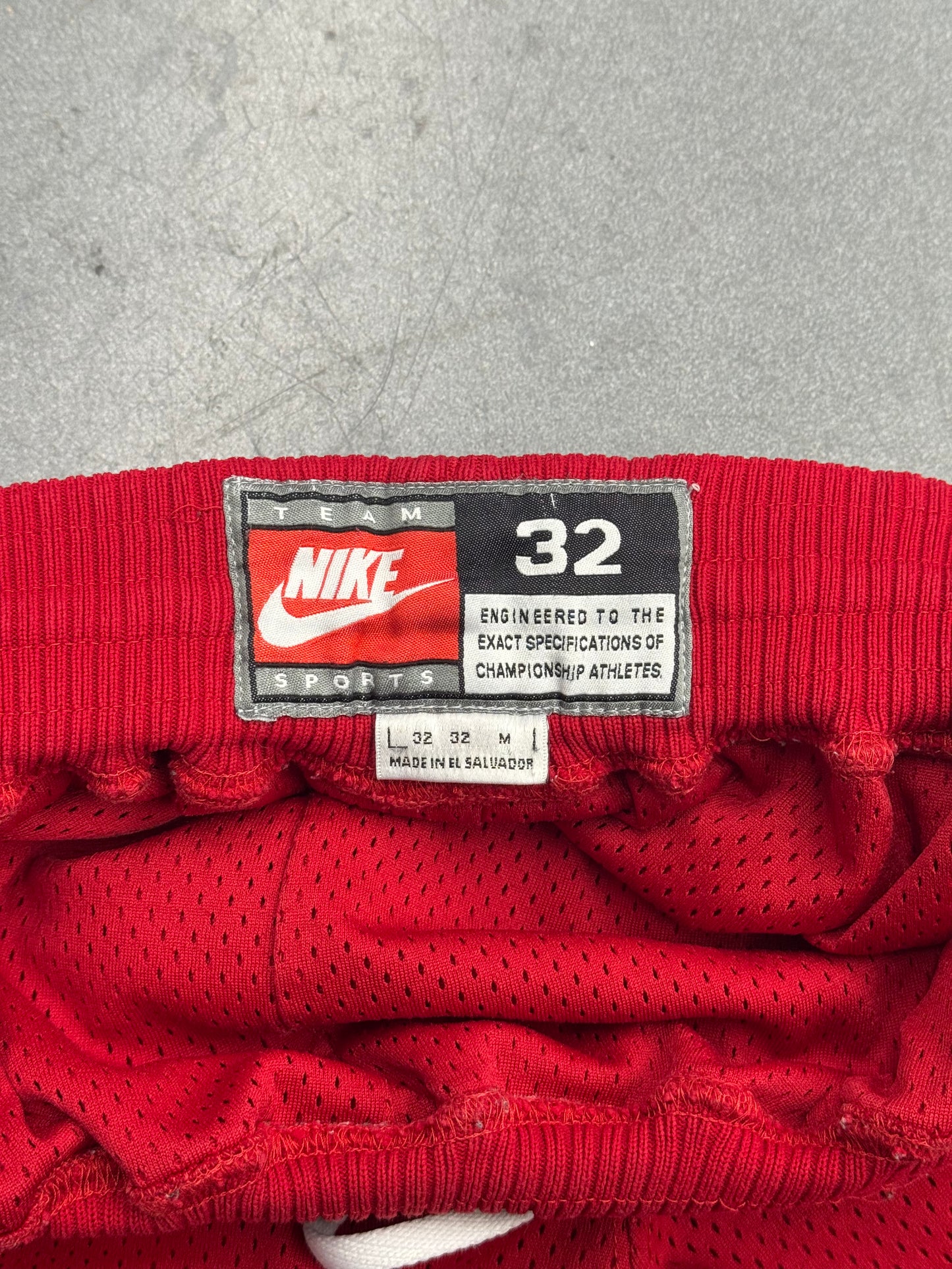 90S NIKE TEAM SPORTS MIAMI HEAT EMBROIDERED PATCH BASKETBALL SHORTS