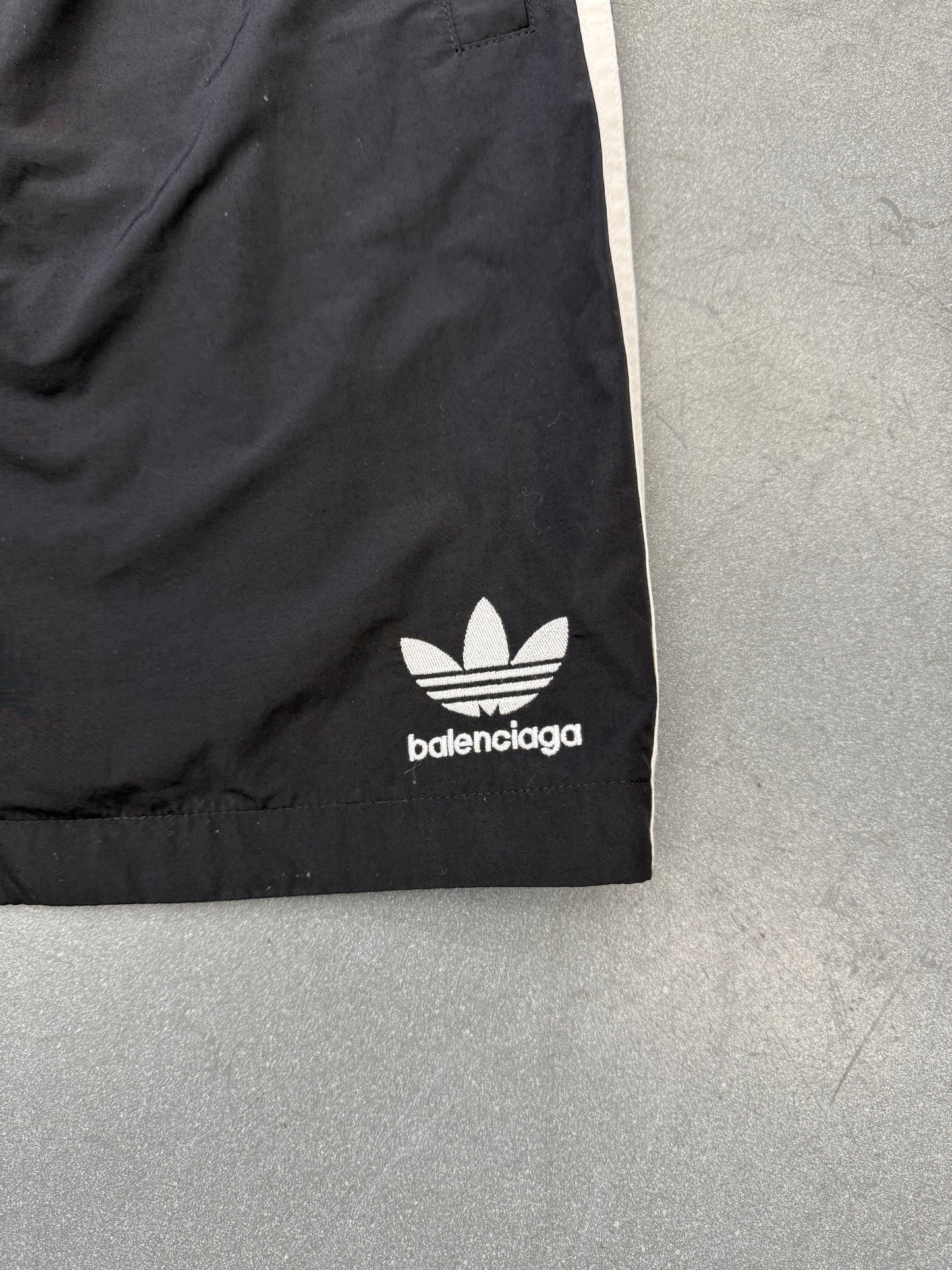 FW22 BALENCIAGA X ADIDAS LARGE SHORT
