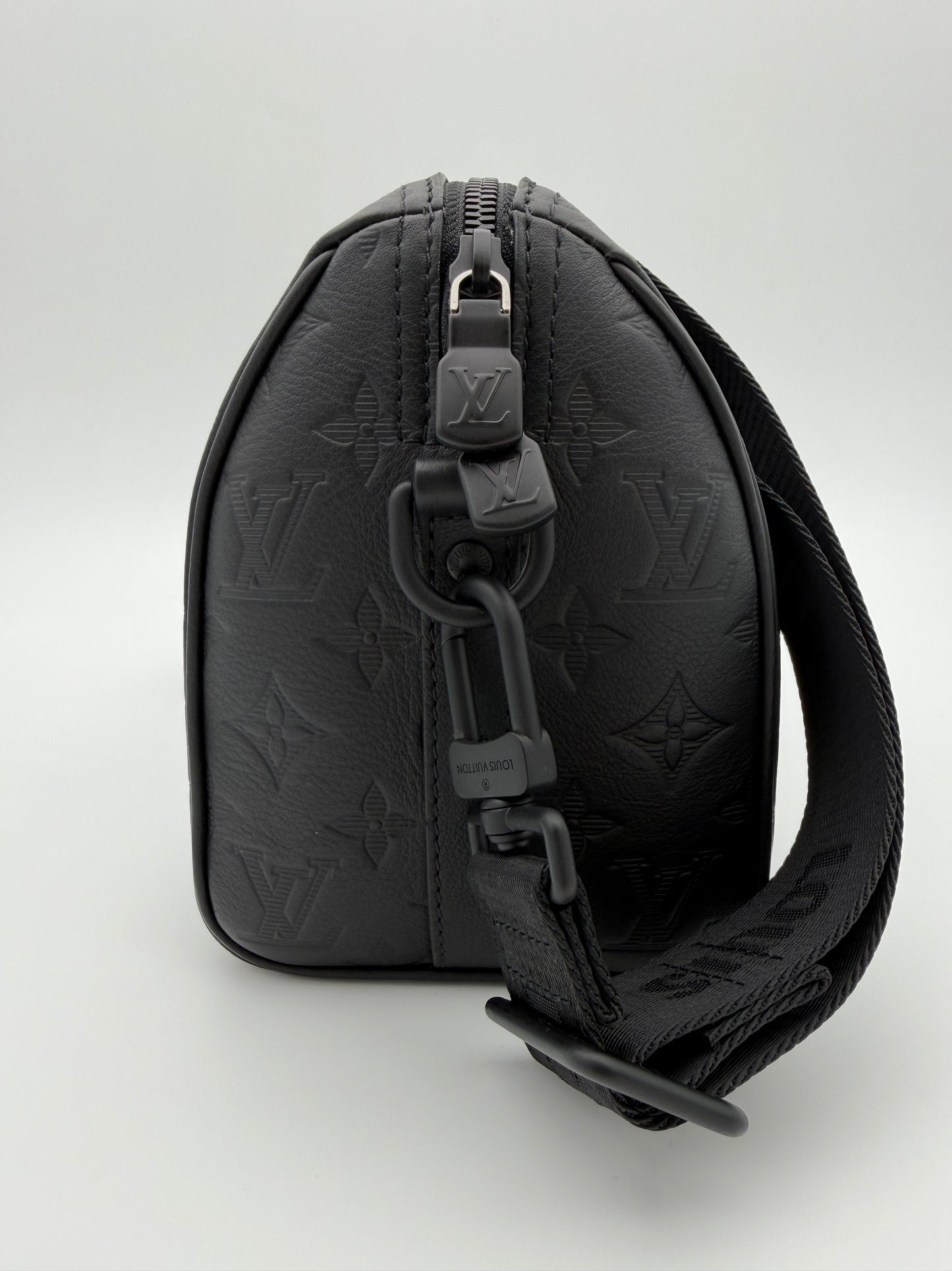 LOUIS VUITTON CITY KEEPALL BAG
