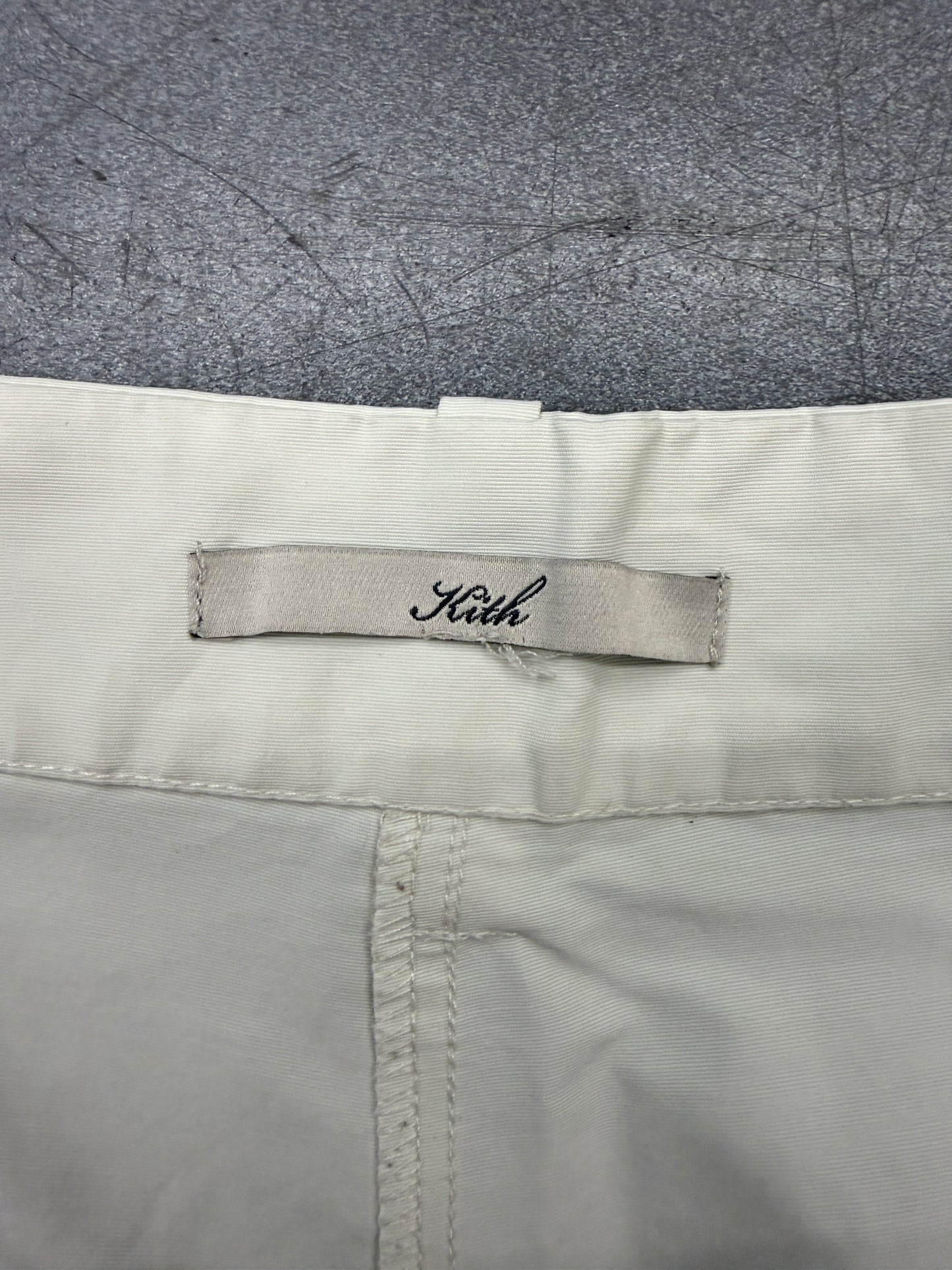 KITH NYLON UTILITY PANT RUBBER LOGO - WHITE