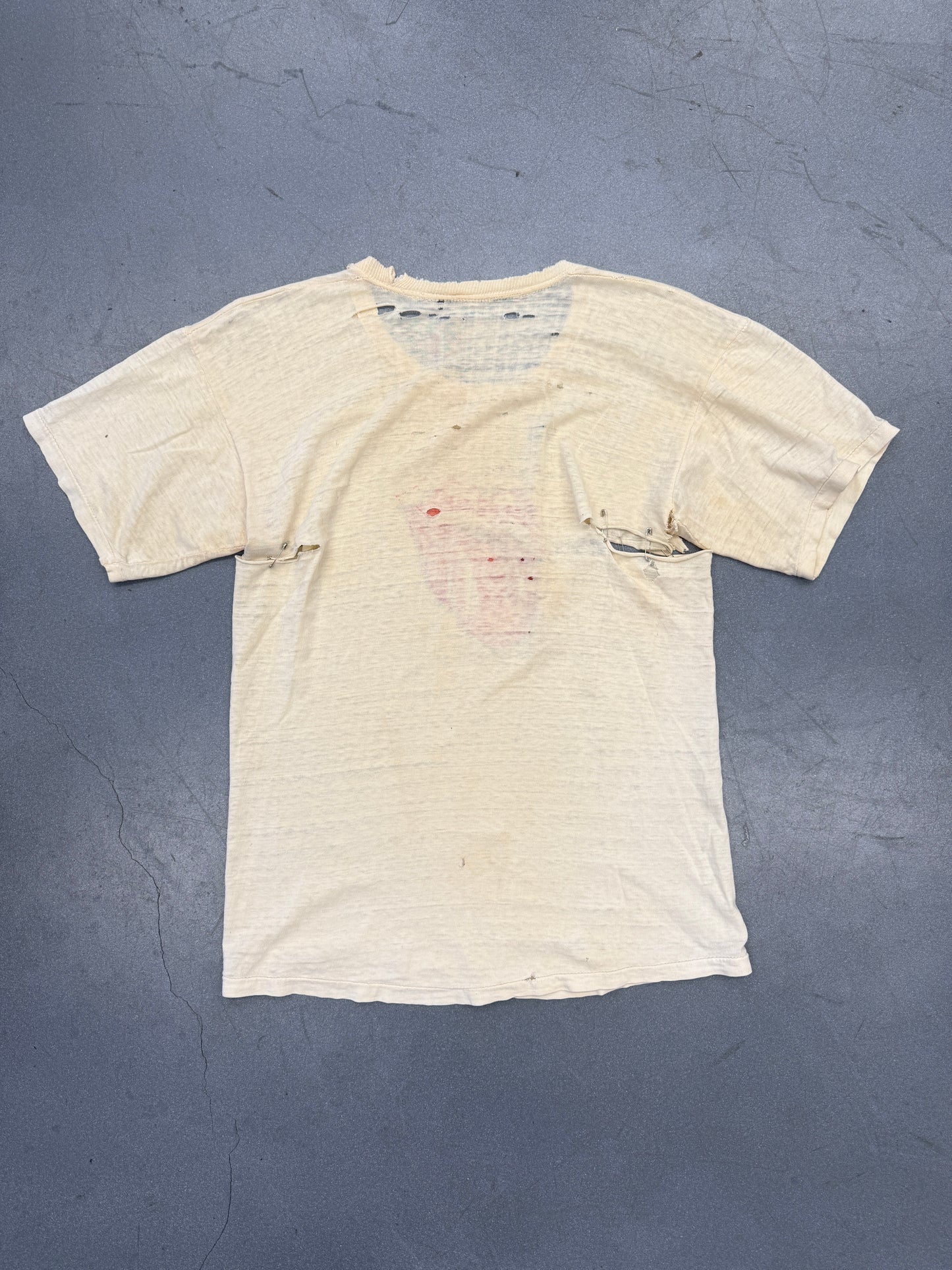 1980S ROLLING STONES TONGUE THRASHED TEE (CUT TAG)