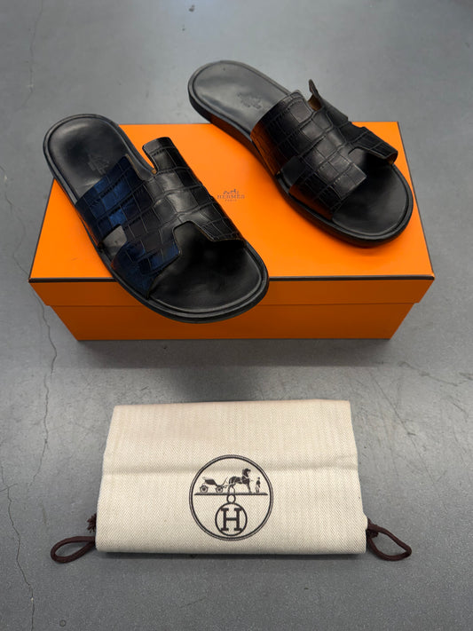 SIZE 43 HERMES IZMIR CROCODILE SANDAL  - BLACK (PRE-OWNED WITH BOX)