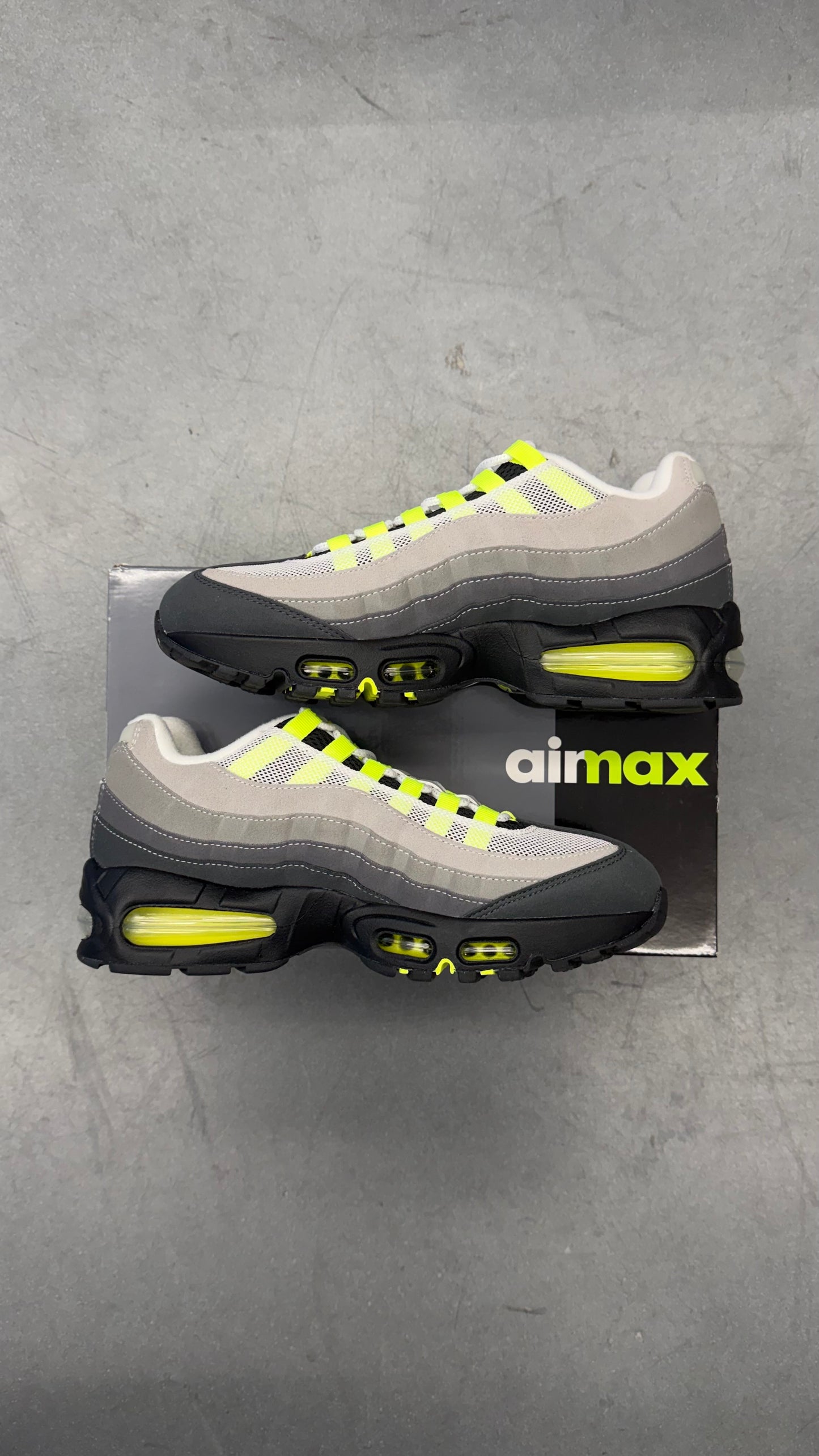 2026 WOMEN'S NIKE AIR MAX 95 BIG BUBBLE NEON (W/ BOX)