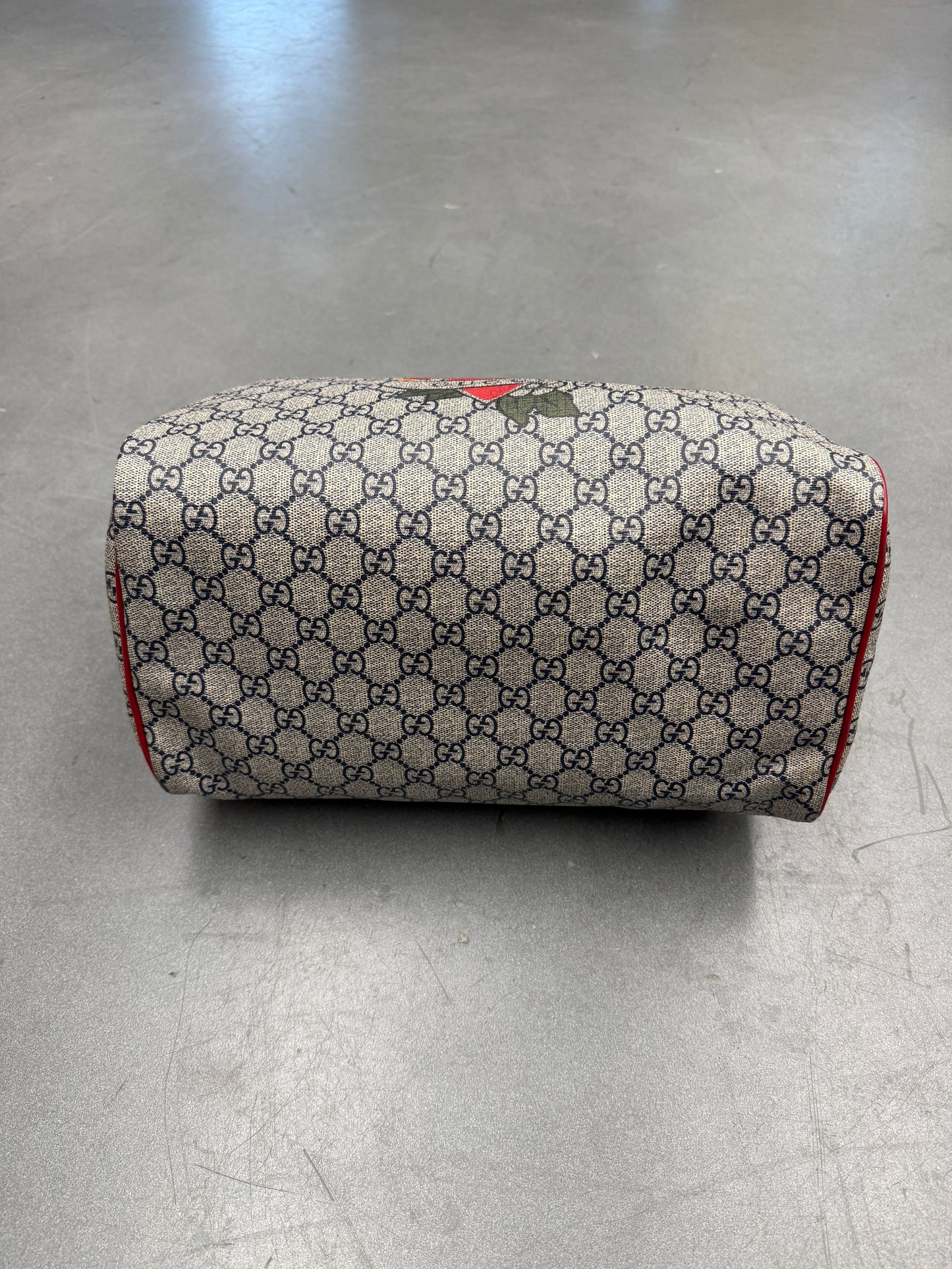 GUCCI ROSES & HEART MONOGRAM BOSTON 30 BAG