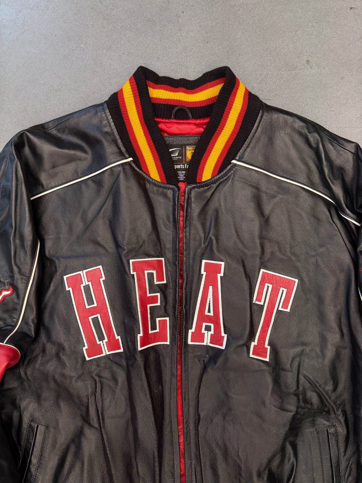2006 MIAMI HEAT NBA CHAMPIONS LEATHER JACKET (REAL SPORTS FASHION TAG)